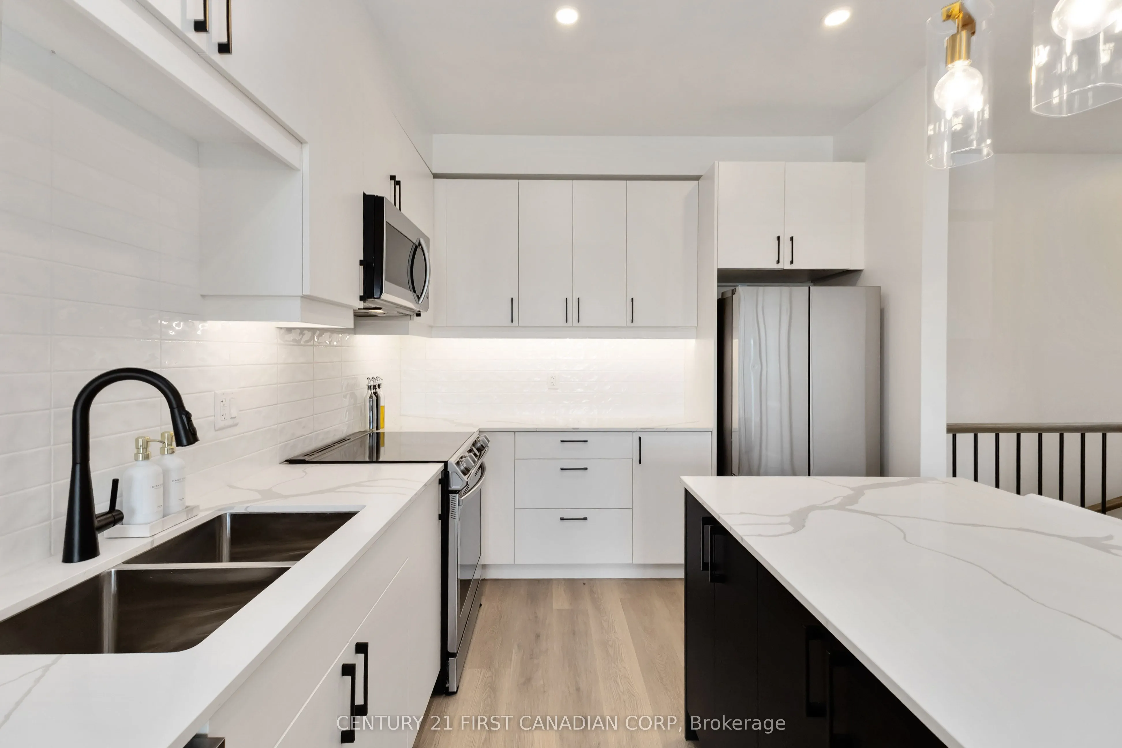 3900 SAVOY Street, #185