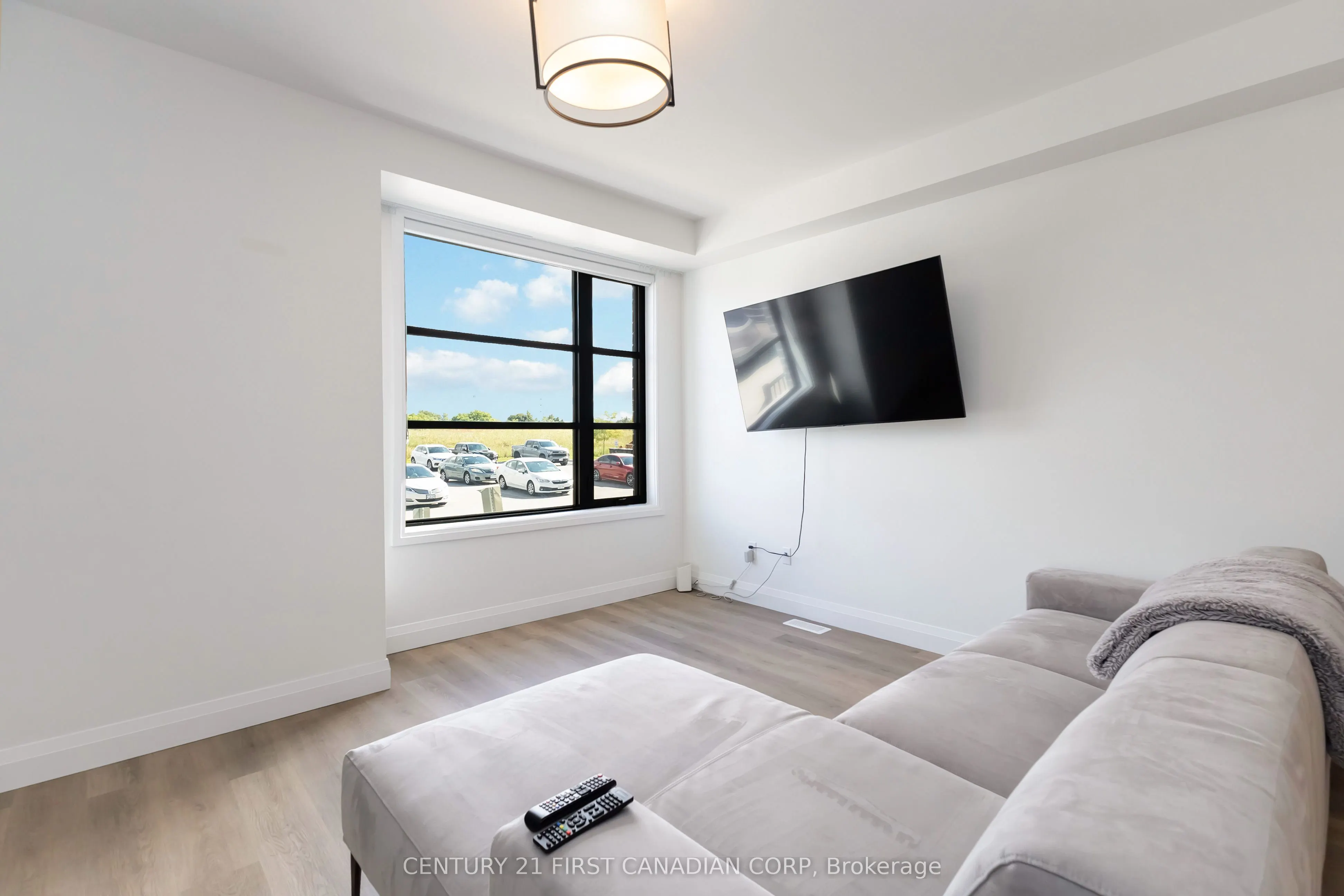 3900 SAVOY Street, #185