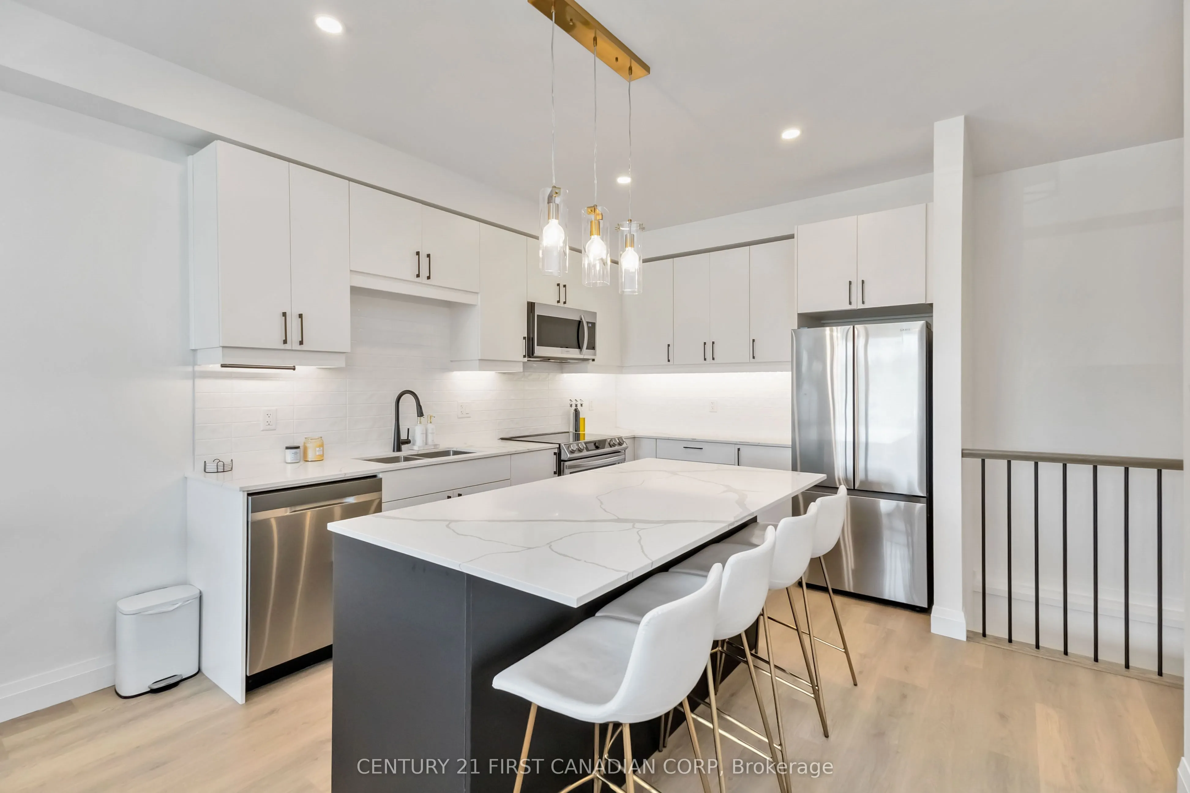 3900 SAVOY Street, #185