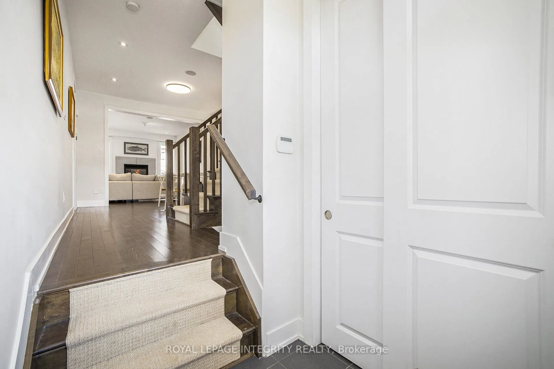 285 Meadowbreeze Drive