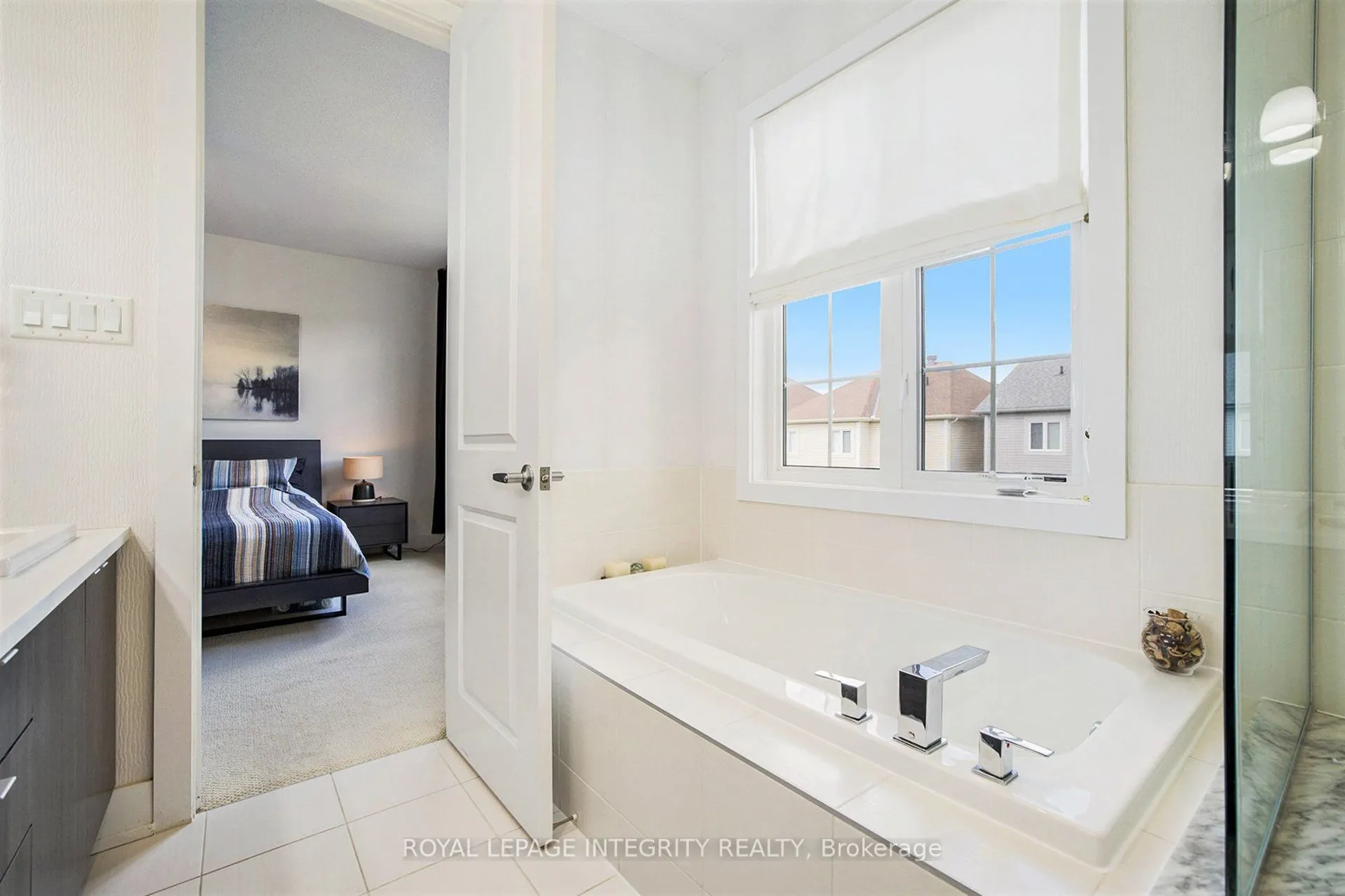 285 Meadowbreeze Drive