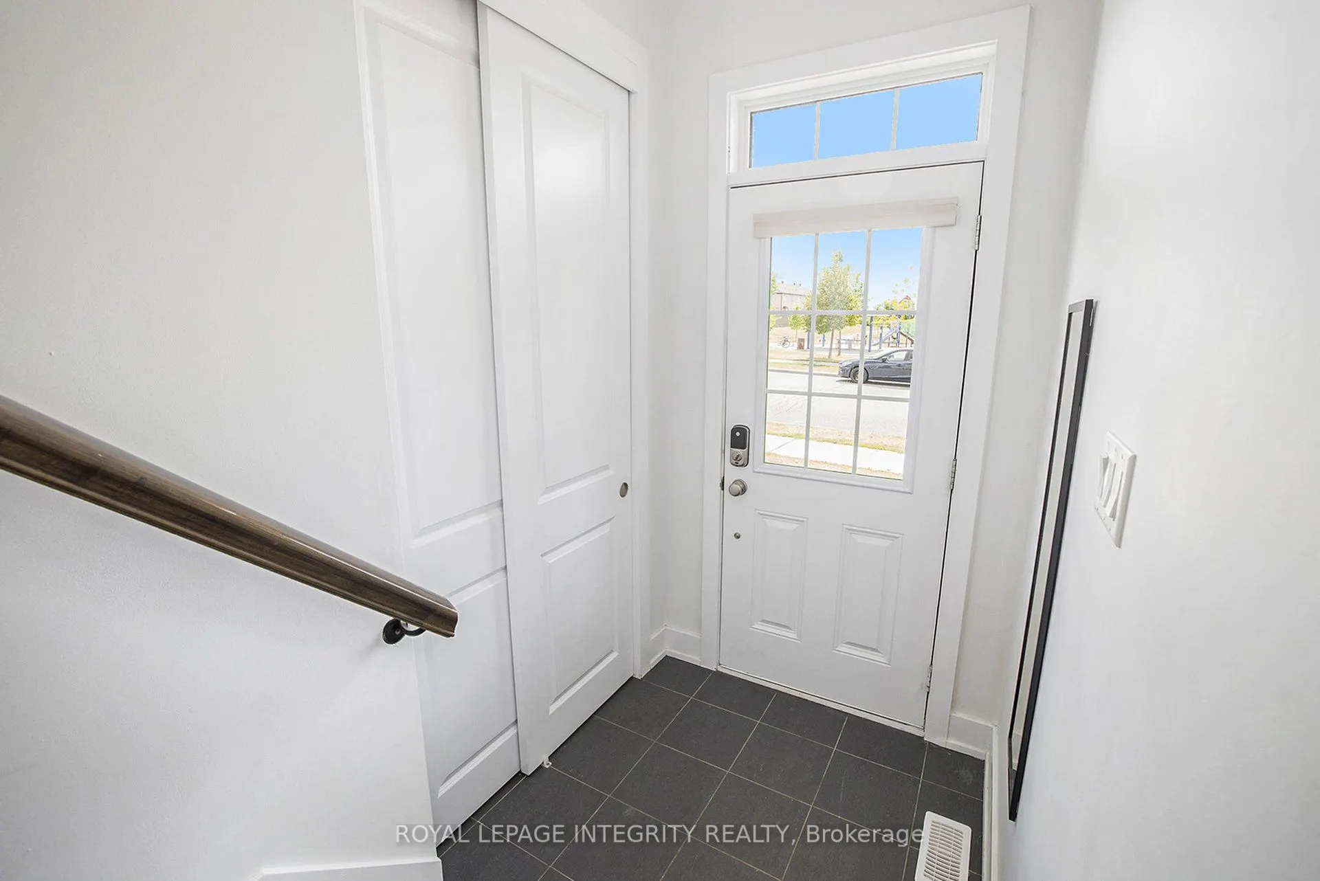 285 Meadowbreeze Drive