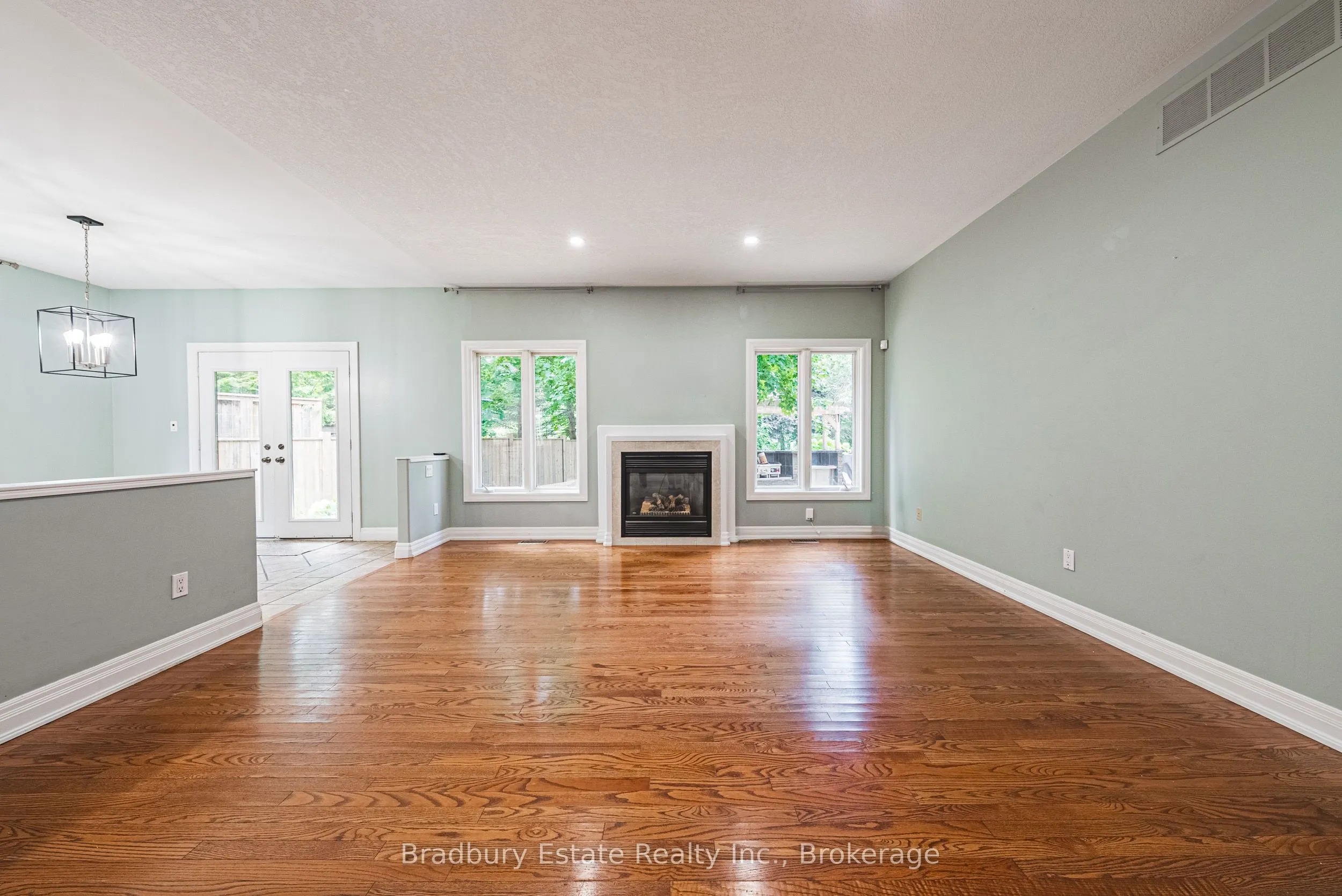 18 Palomino Drive