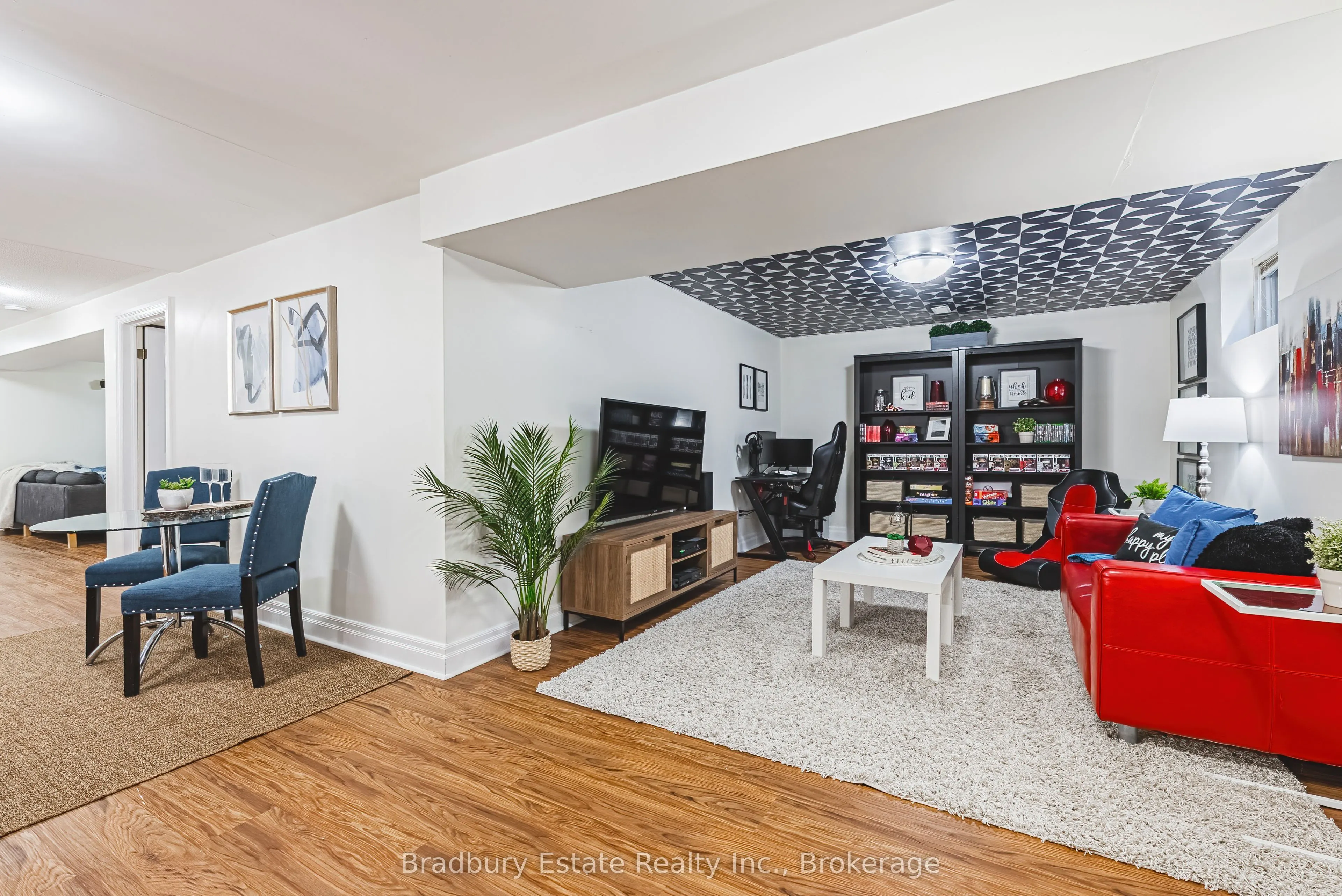18 Palomino Drive