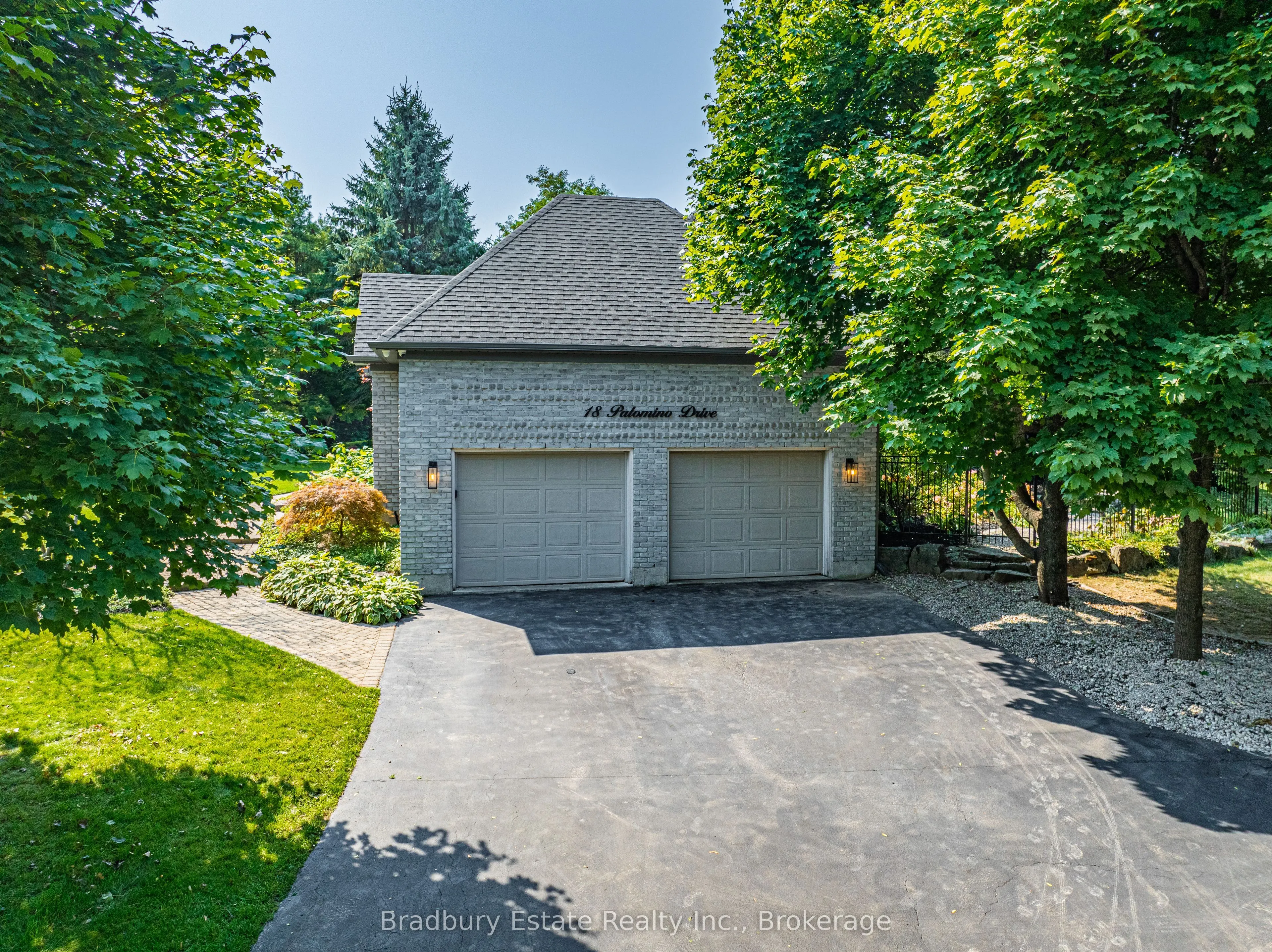 18 Palomino Drive