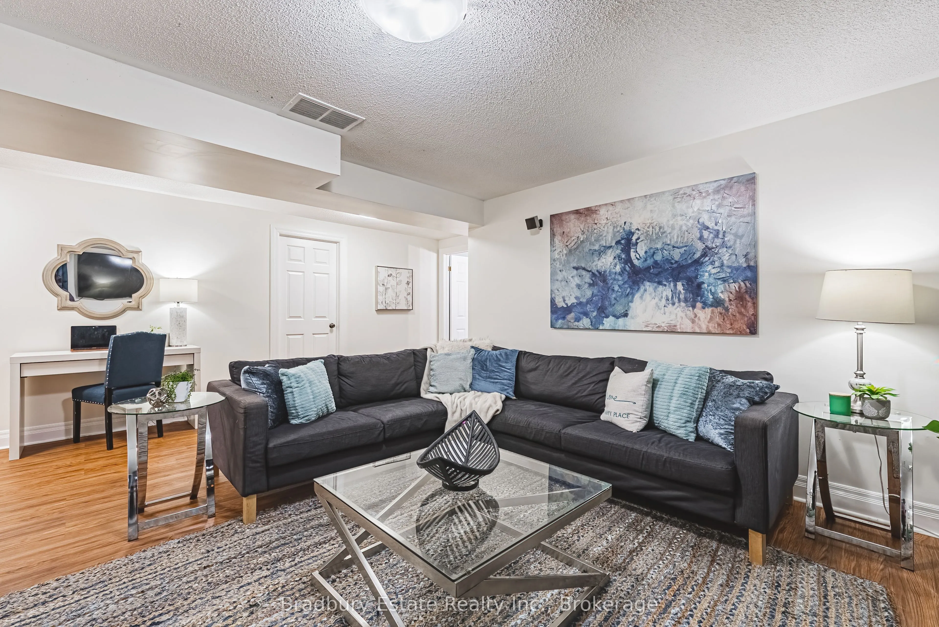 18 Palomino Drive
