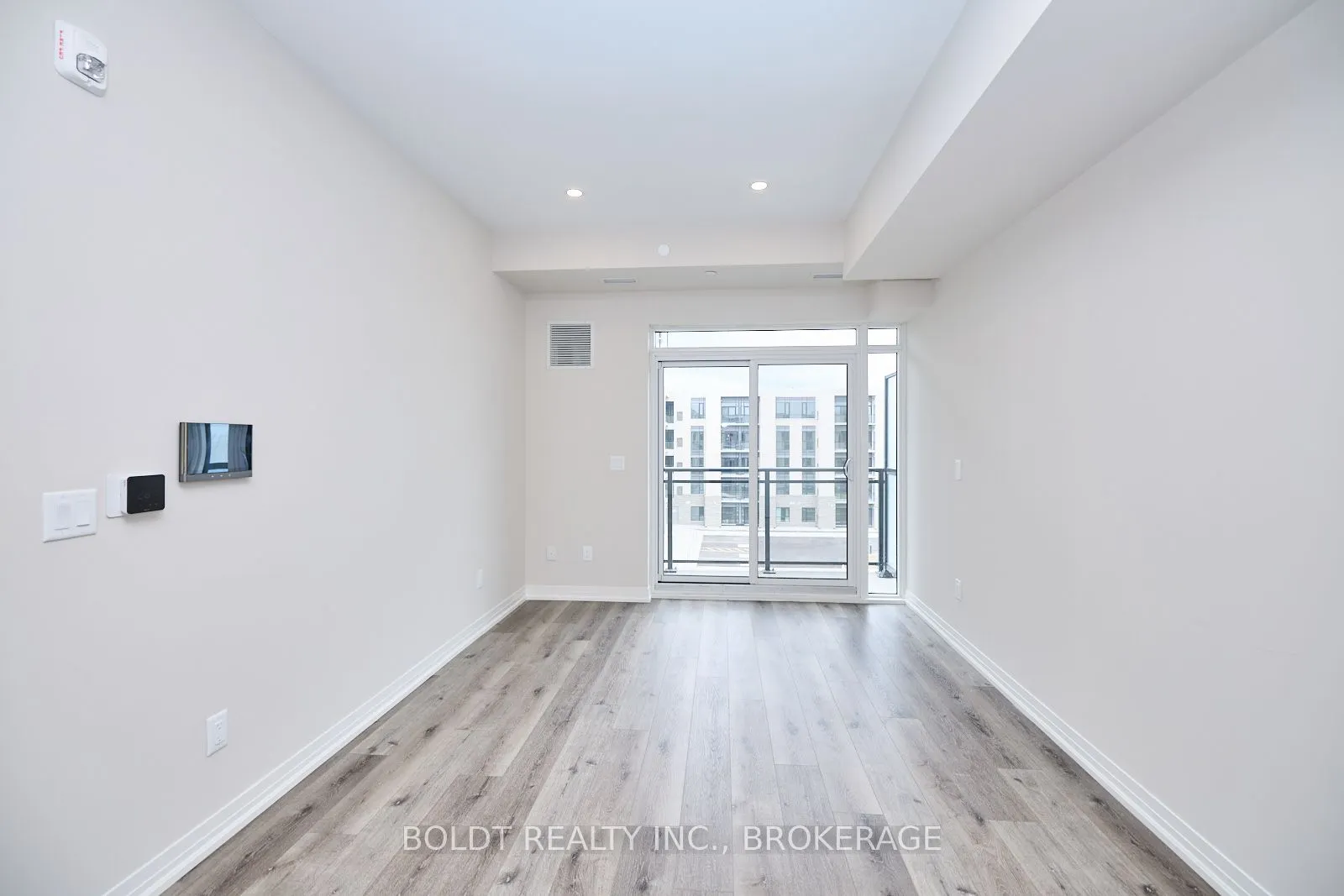 50 Herrick Avenue, #LP09