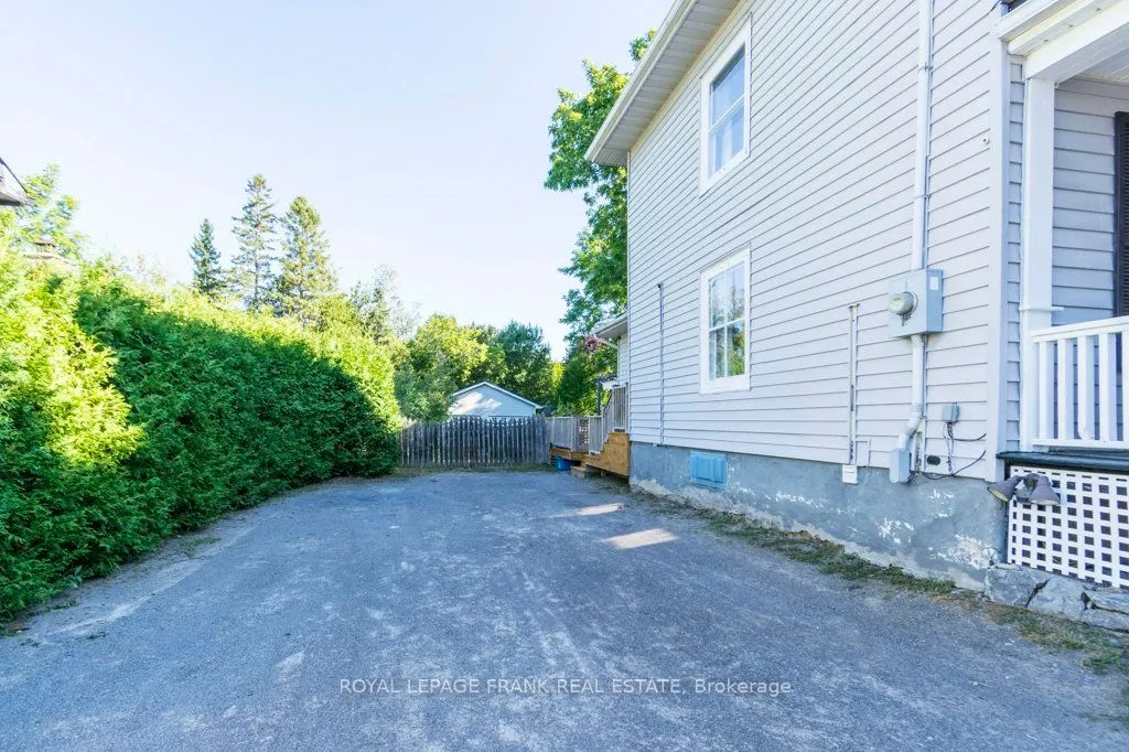 6 Norton Lane
