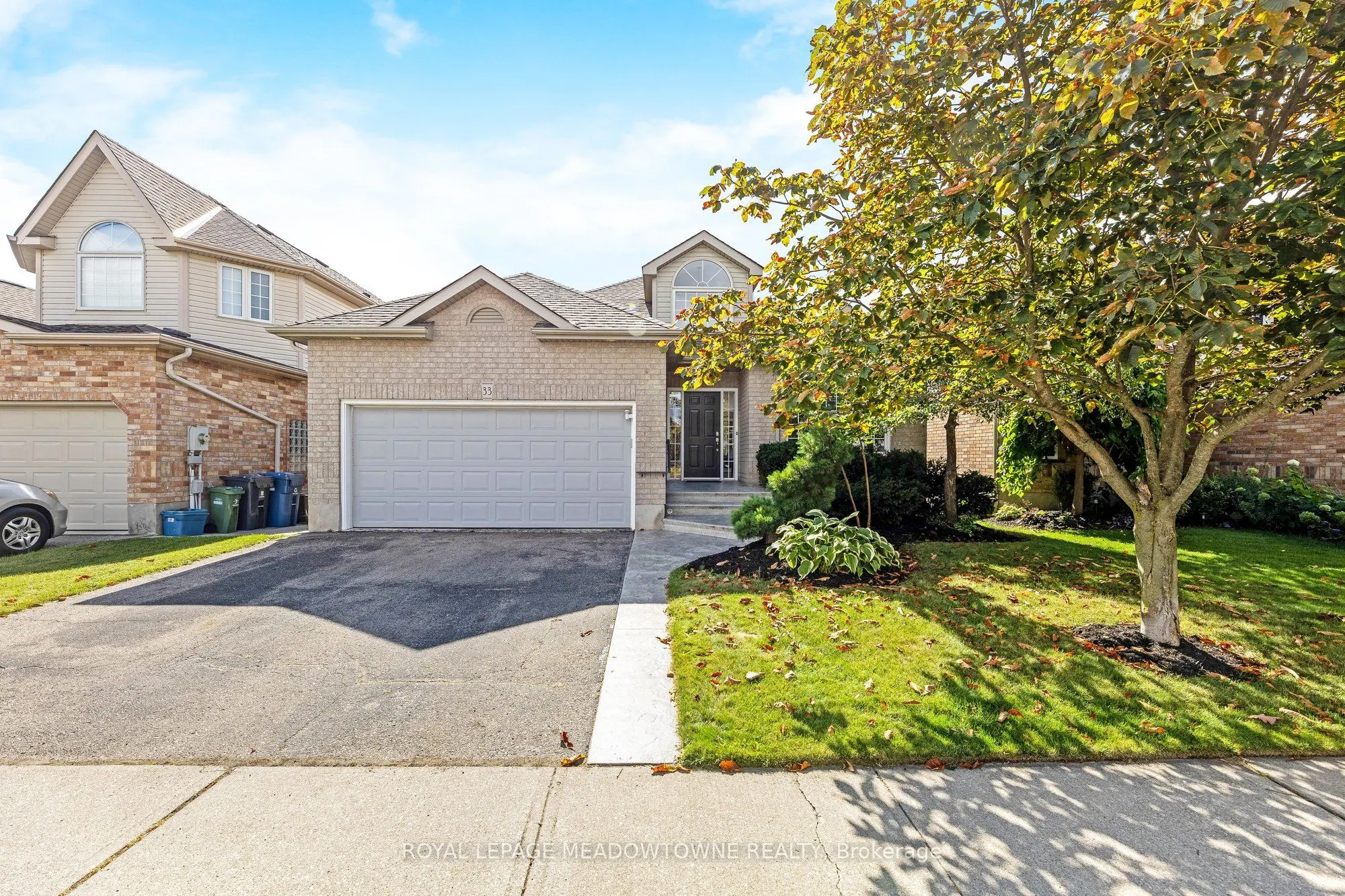 33 Grey Oak Drive