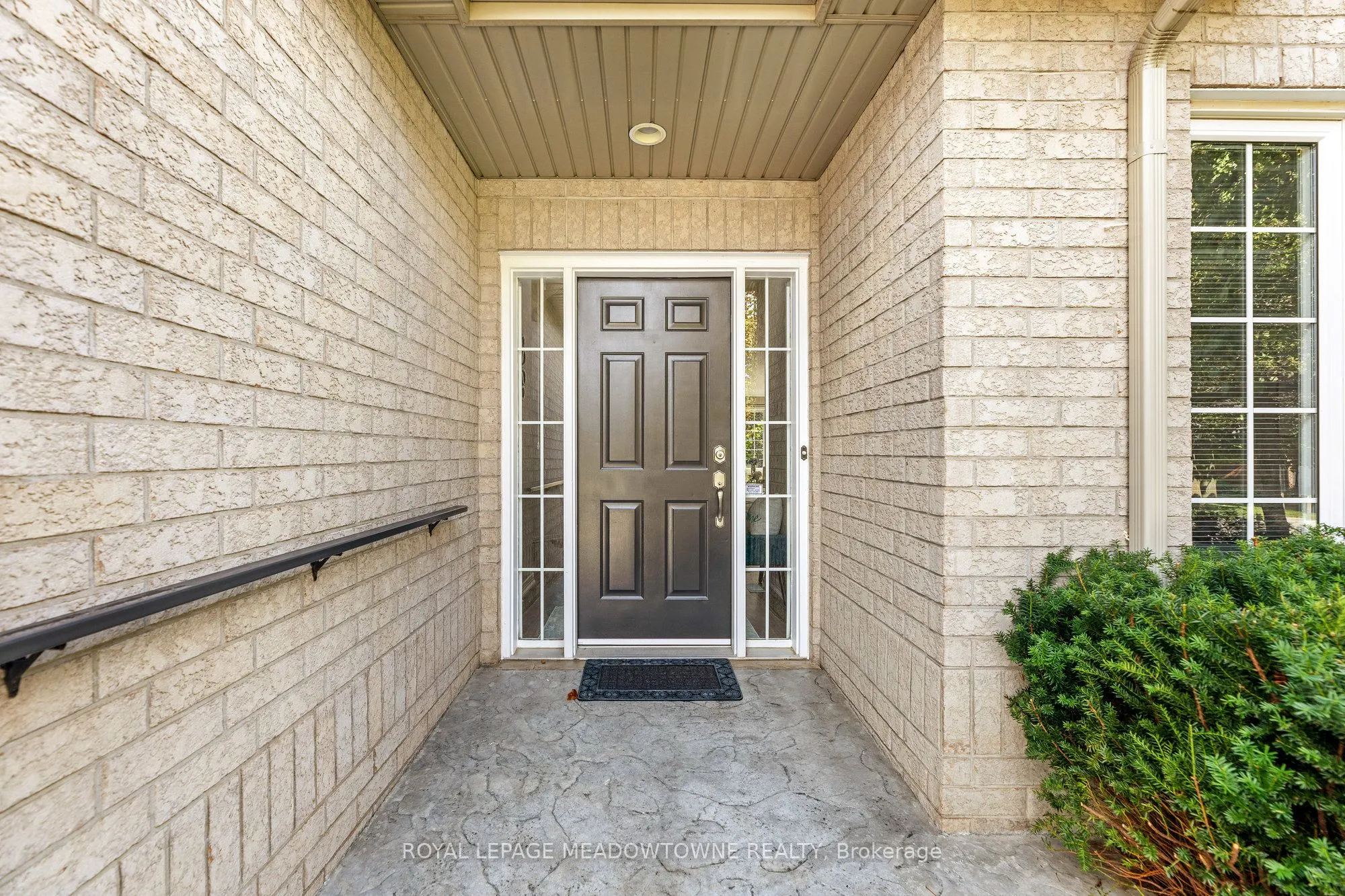 33 Grey Oak Drive