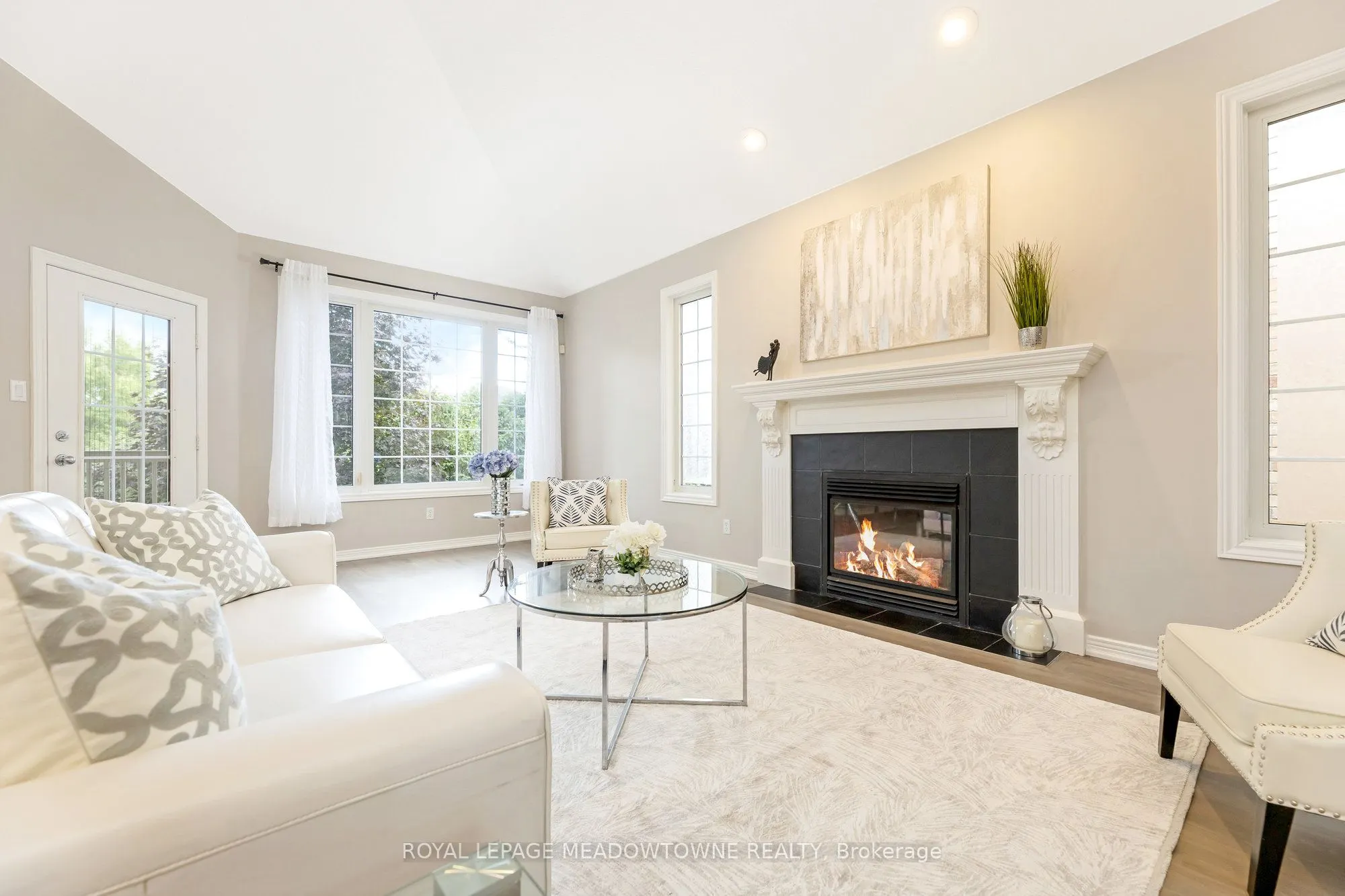 33 Grey Oak Drive