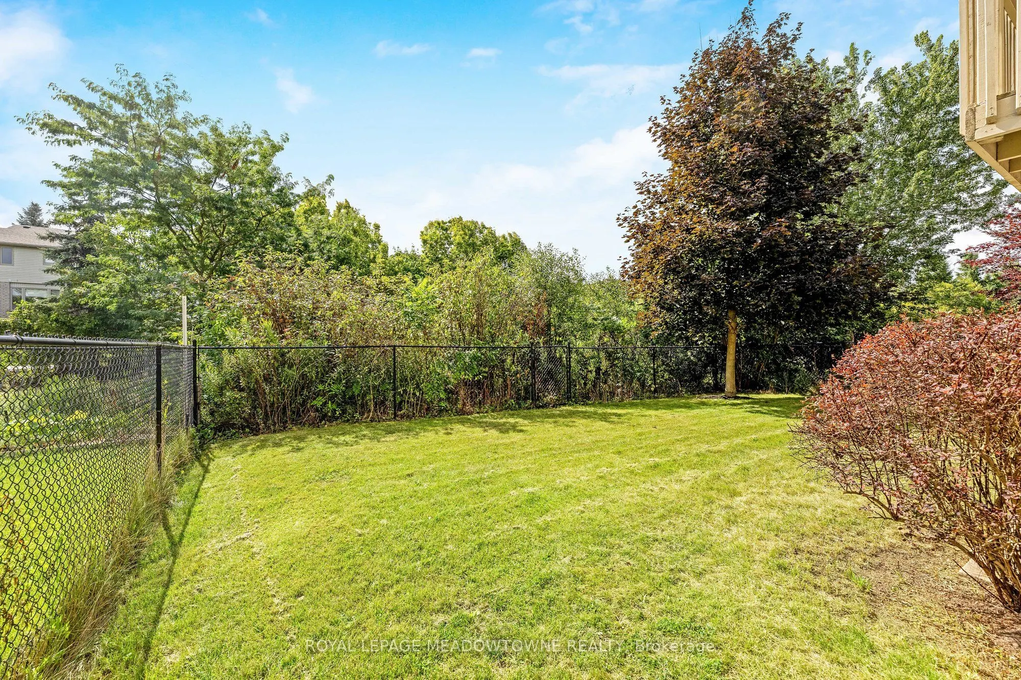 33 Grey Oak Drive