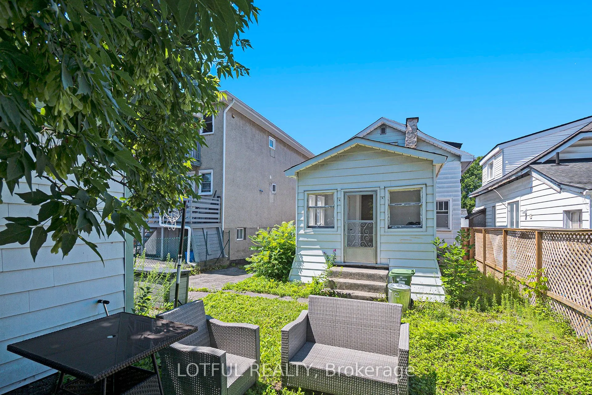 13 Pinehurst Avenue