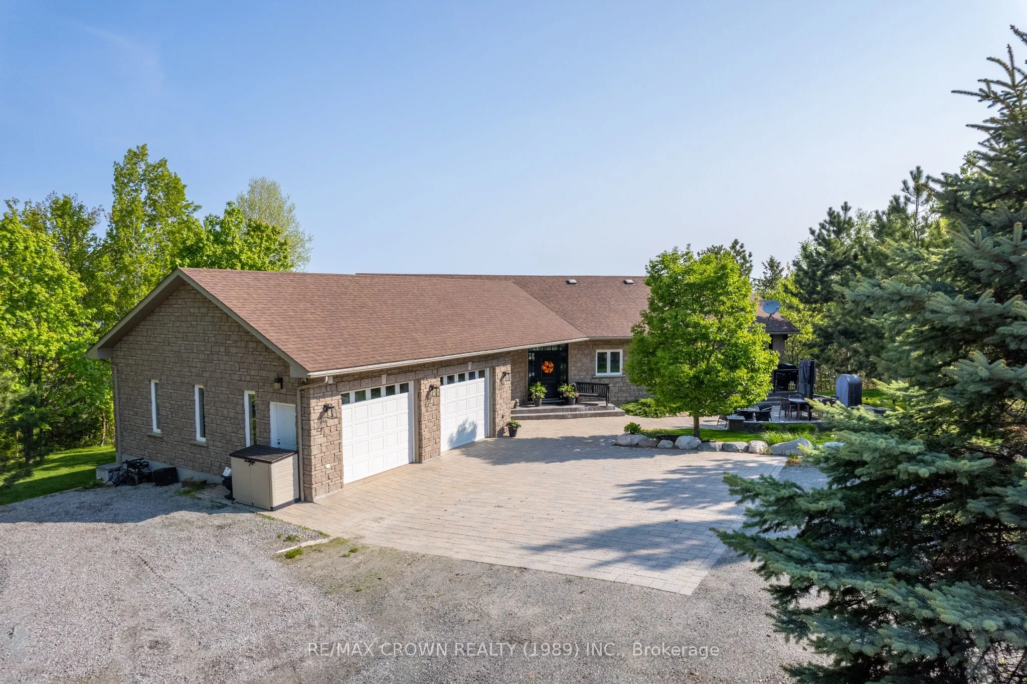 20 Breezehill Road