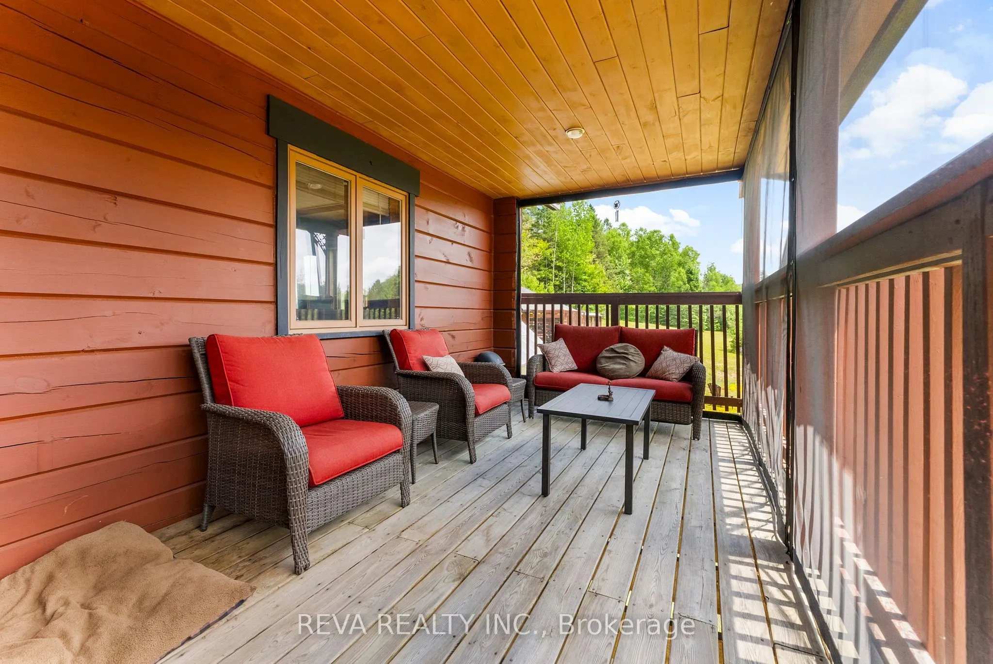 902 North Baptiste Lake Road