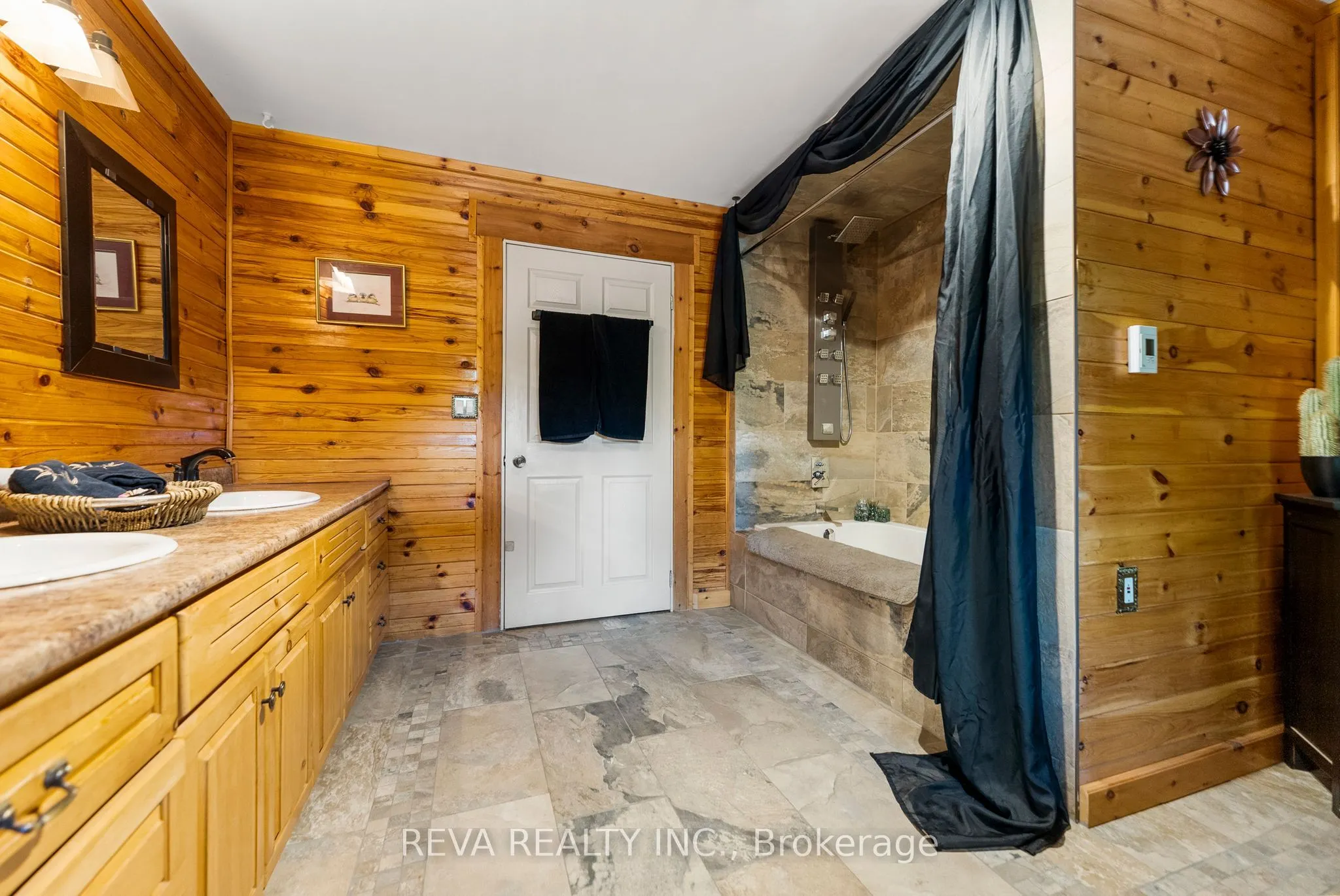 902 North Baptiste Lake Road