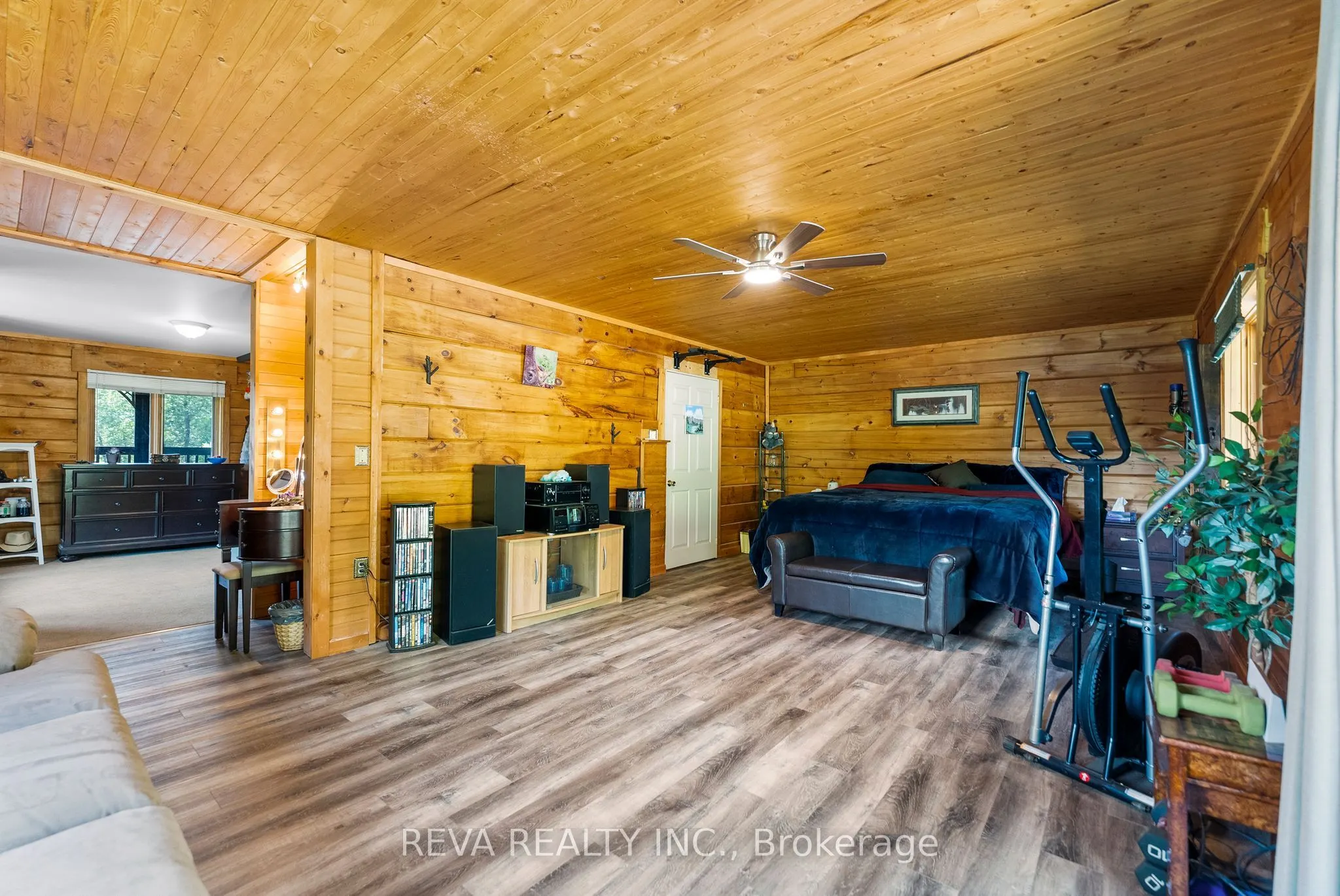 902 North Baptiste Lake Road