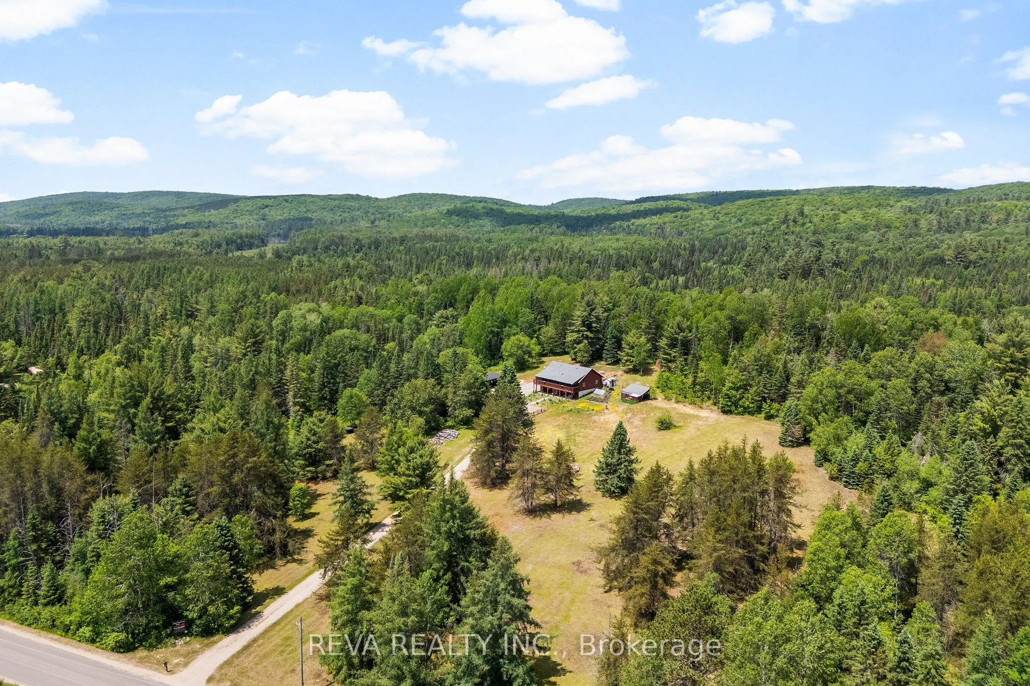 902 North Baptiste Lake Road