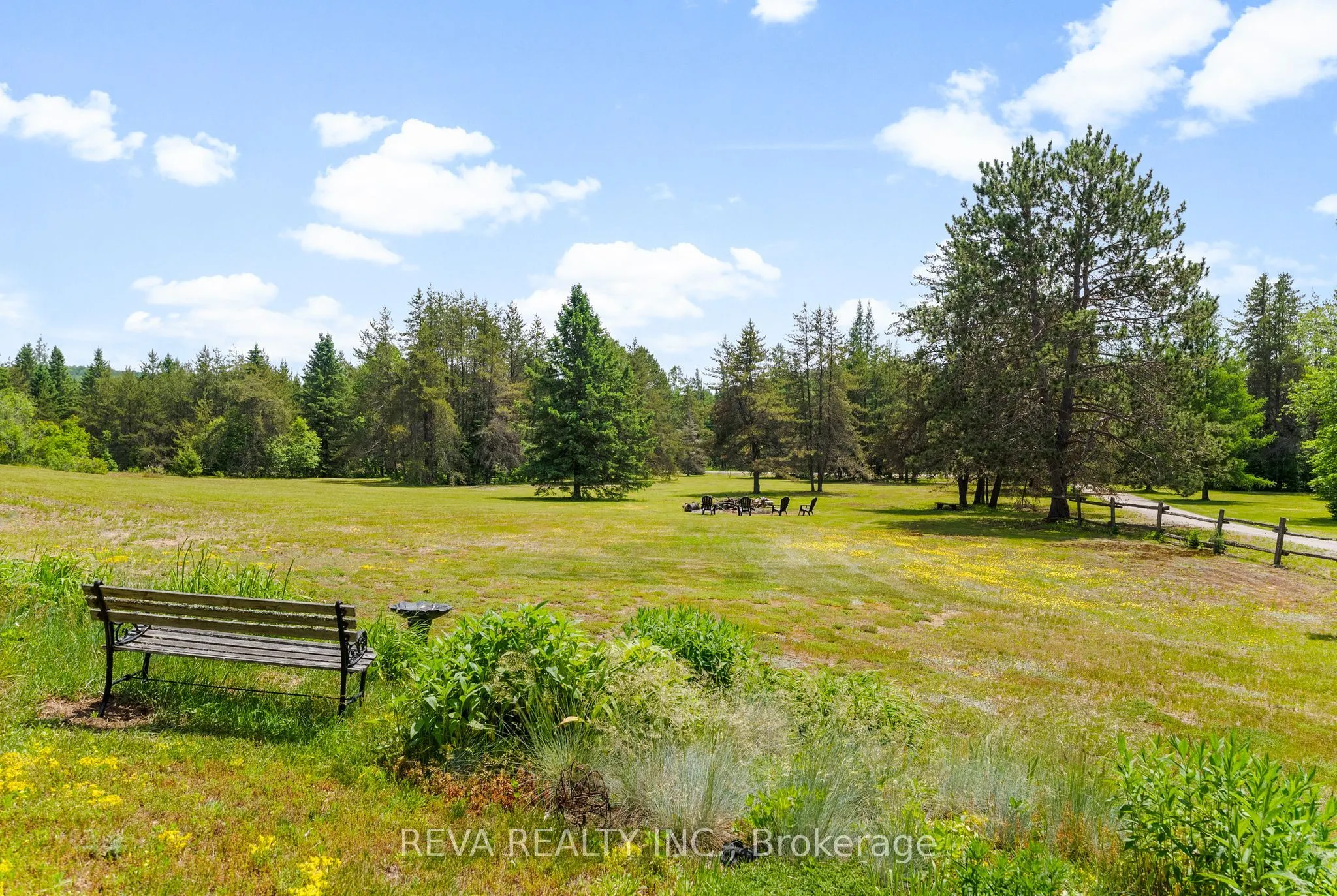 902 North Baptiste Lake Road