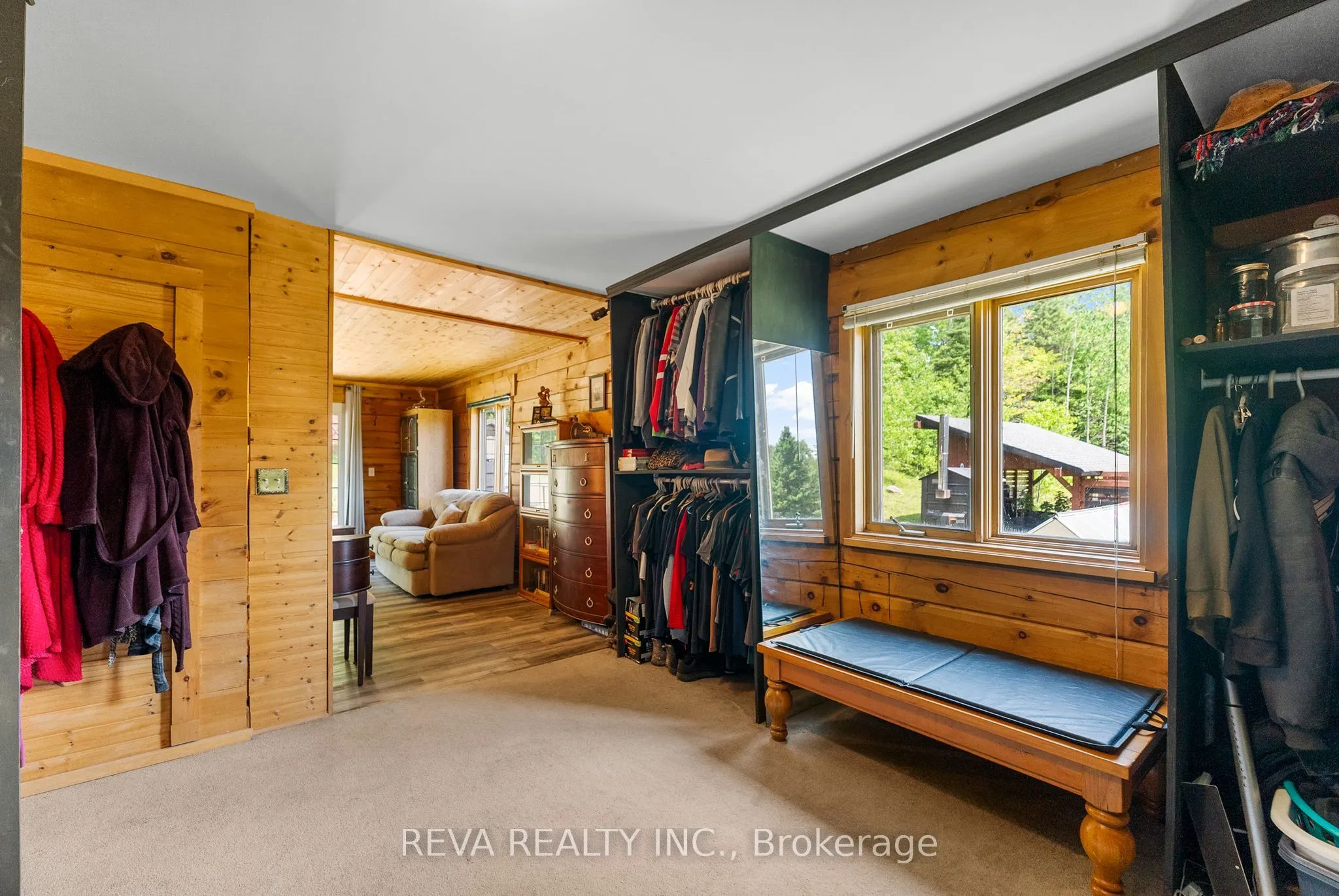 902 North Baptiste Lake Road