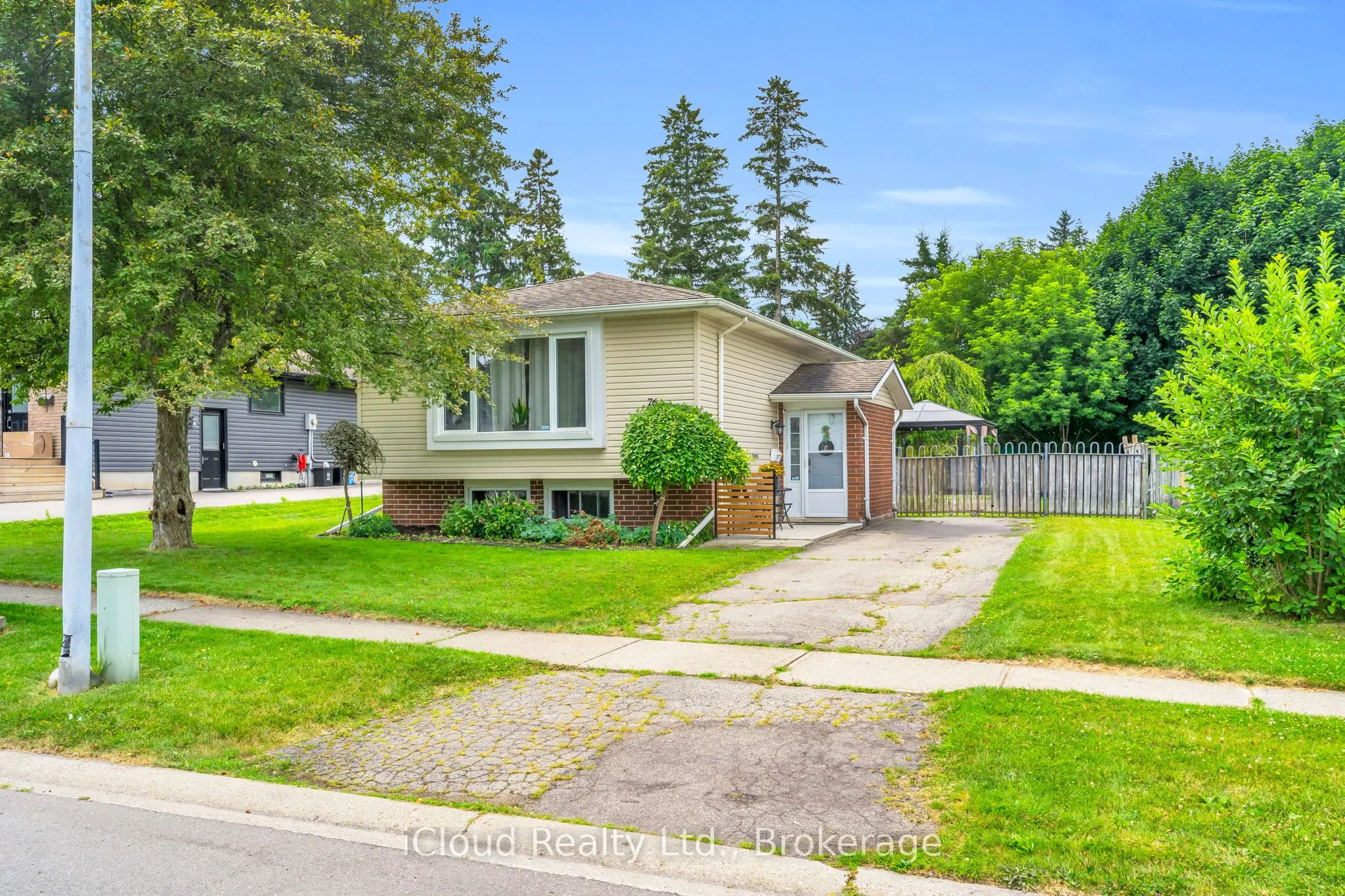 76 Keats Drive