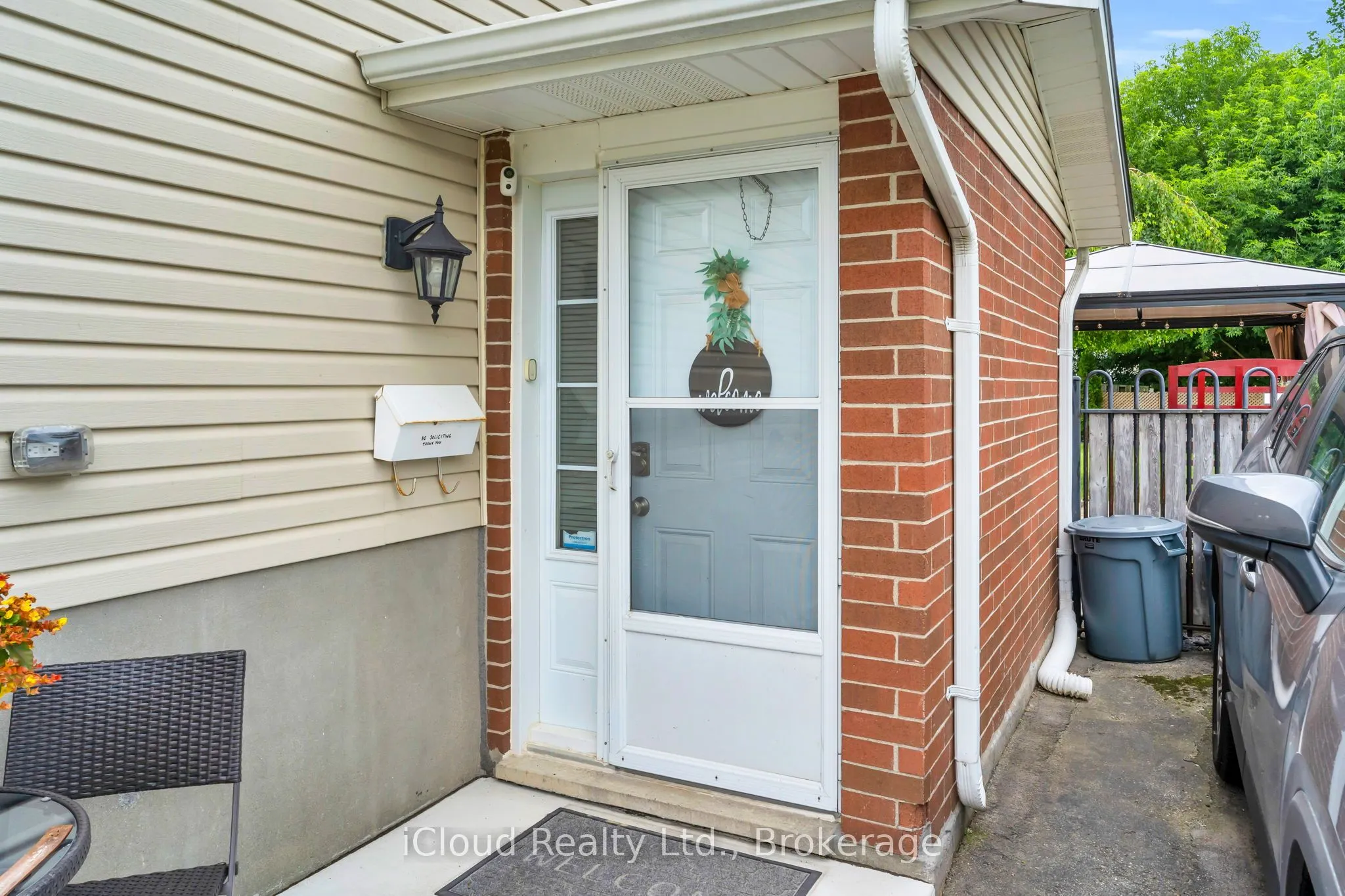 76 Keats Drive
