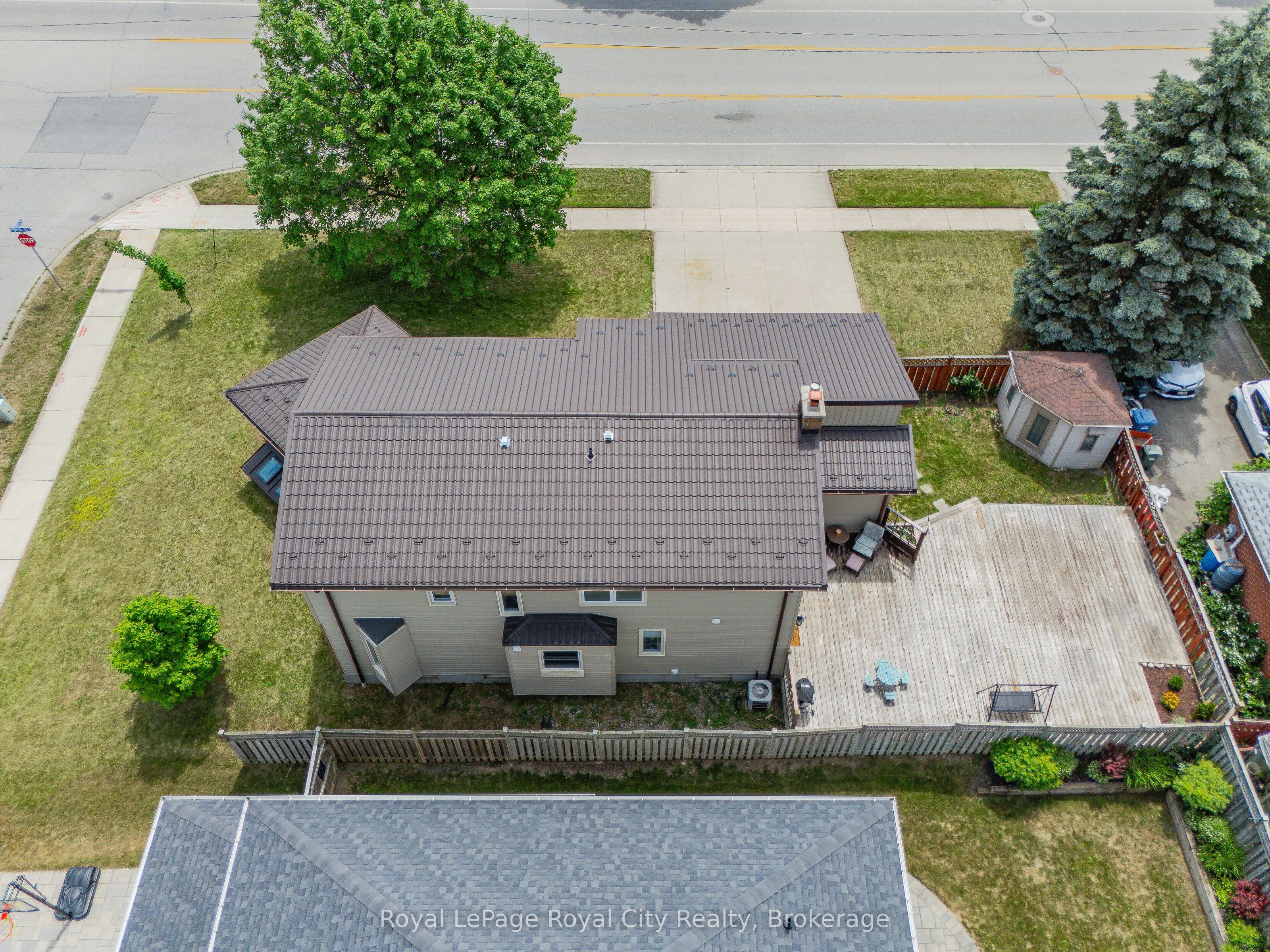306 Imperial Road S