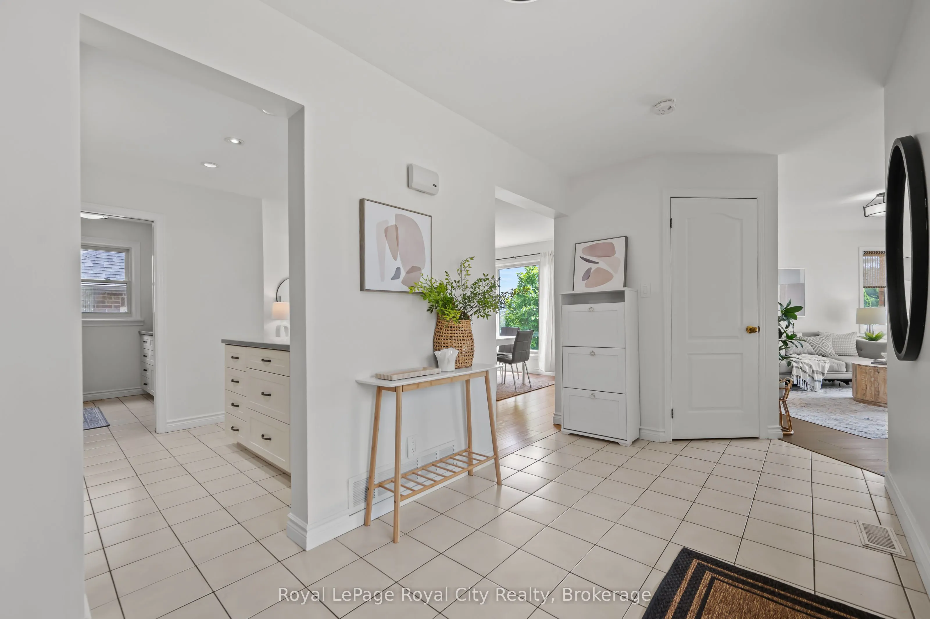 306 Imperial Road S