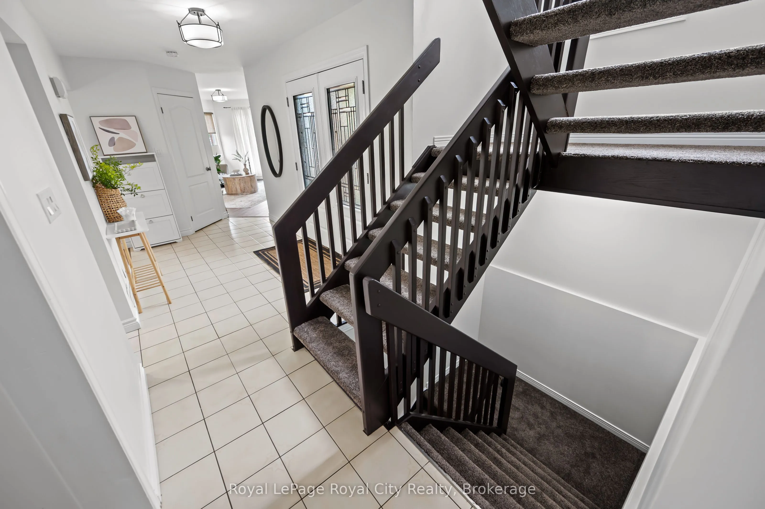 306 Imperial Road S