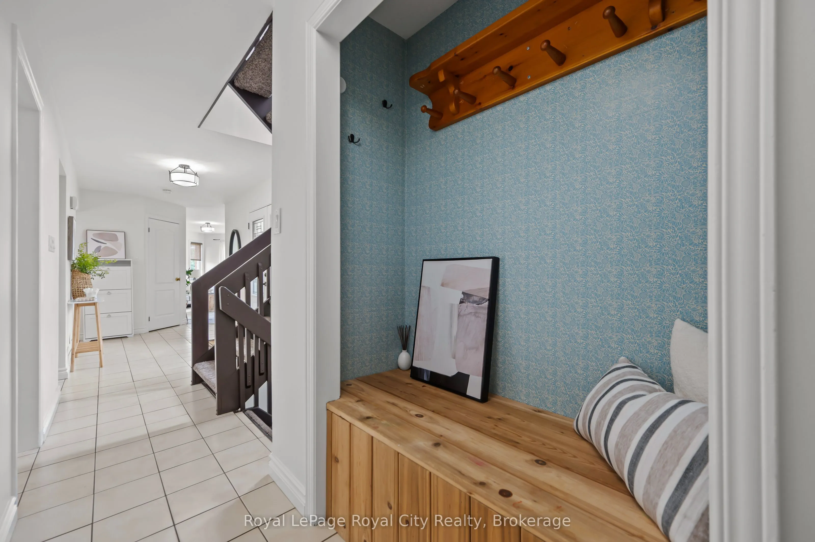 306 Imperial Road S