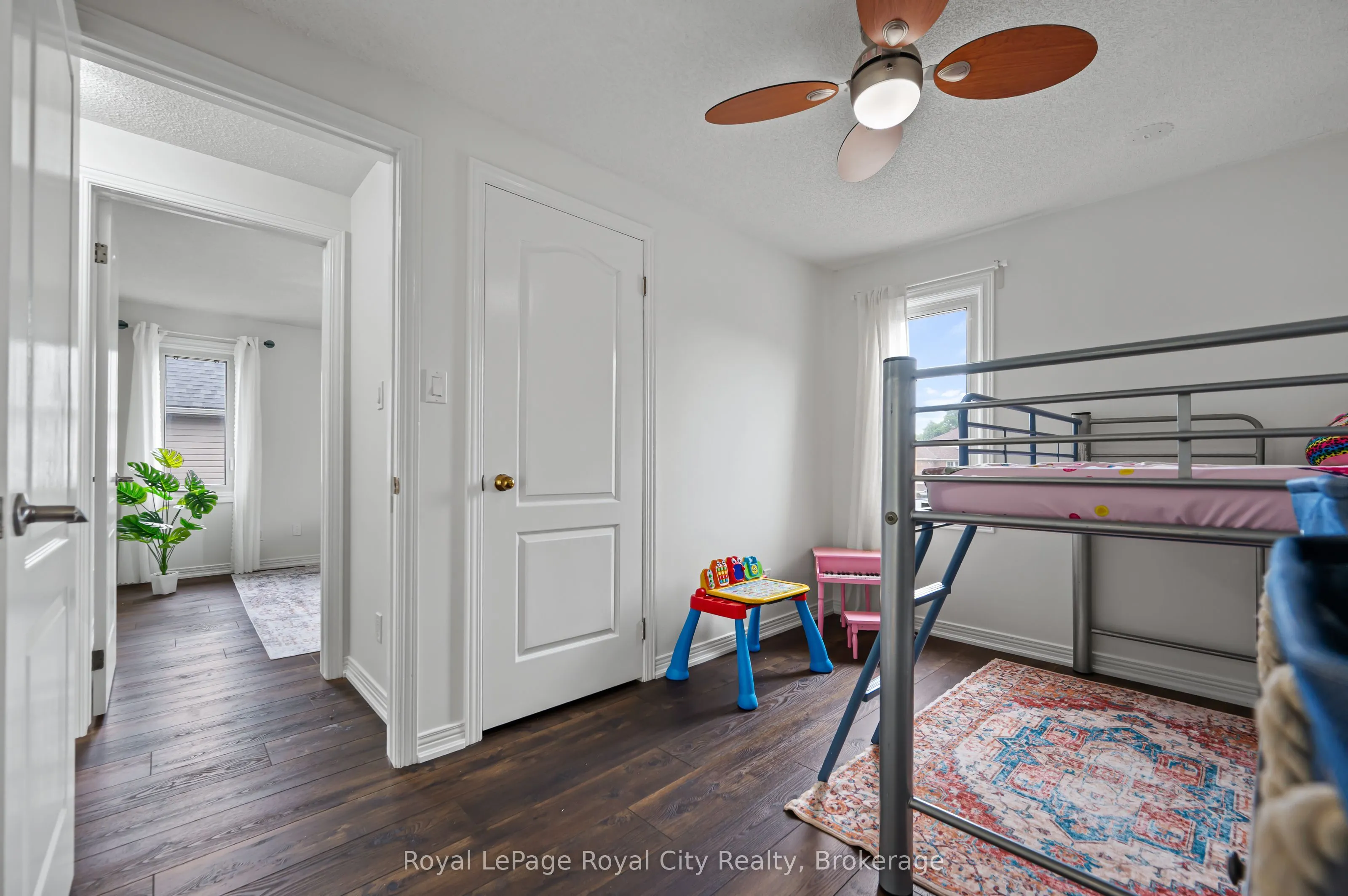 306 Imperial Road S
