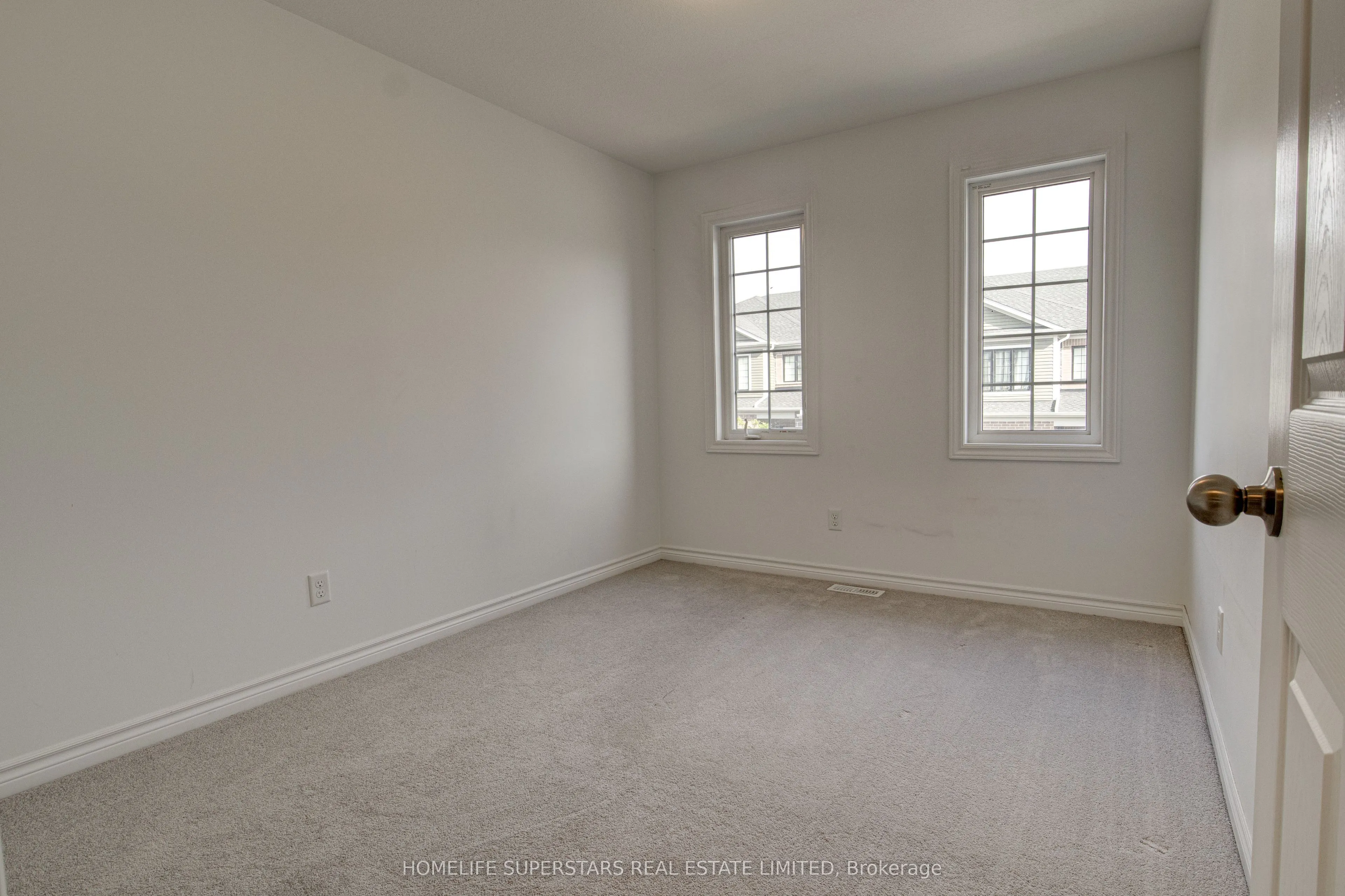 33 Woodedge Circle