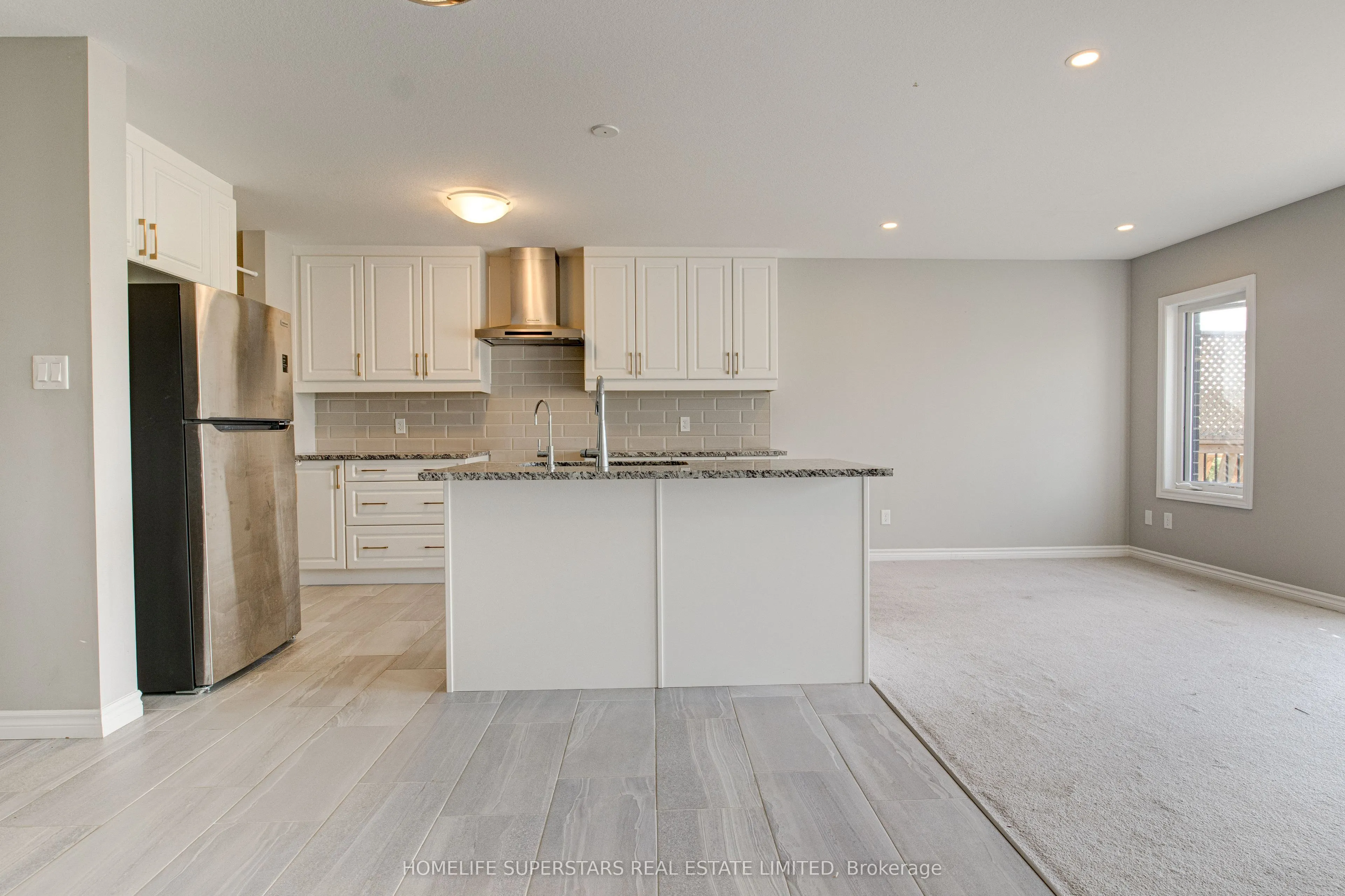 33 Woodedge Circle