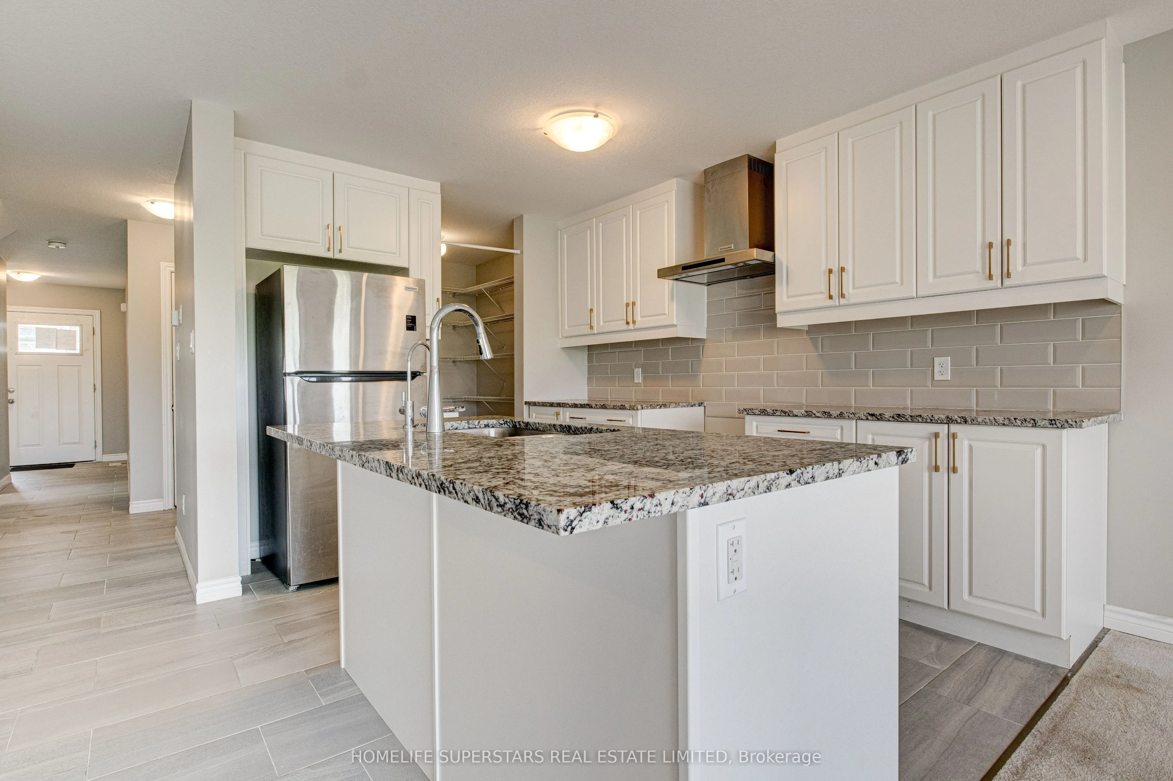 33 Woodedge Circle