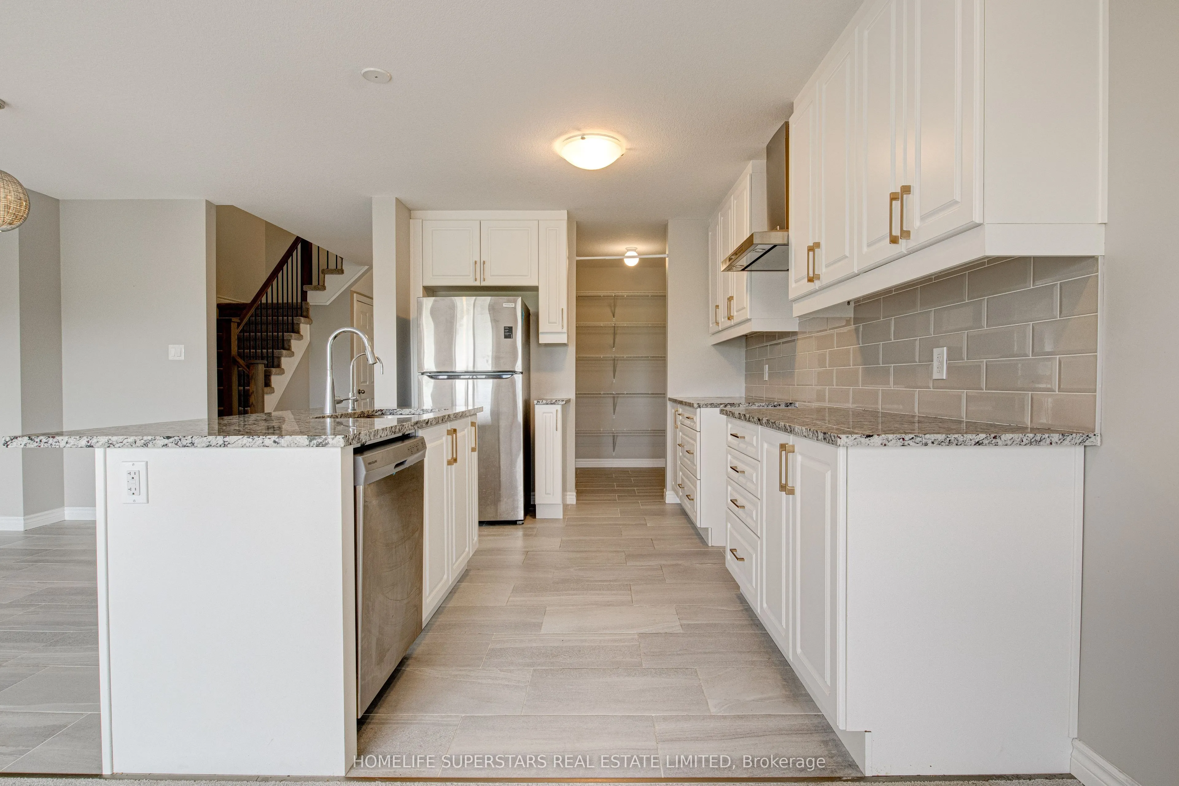33 Woodedge Circle