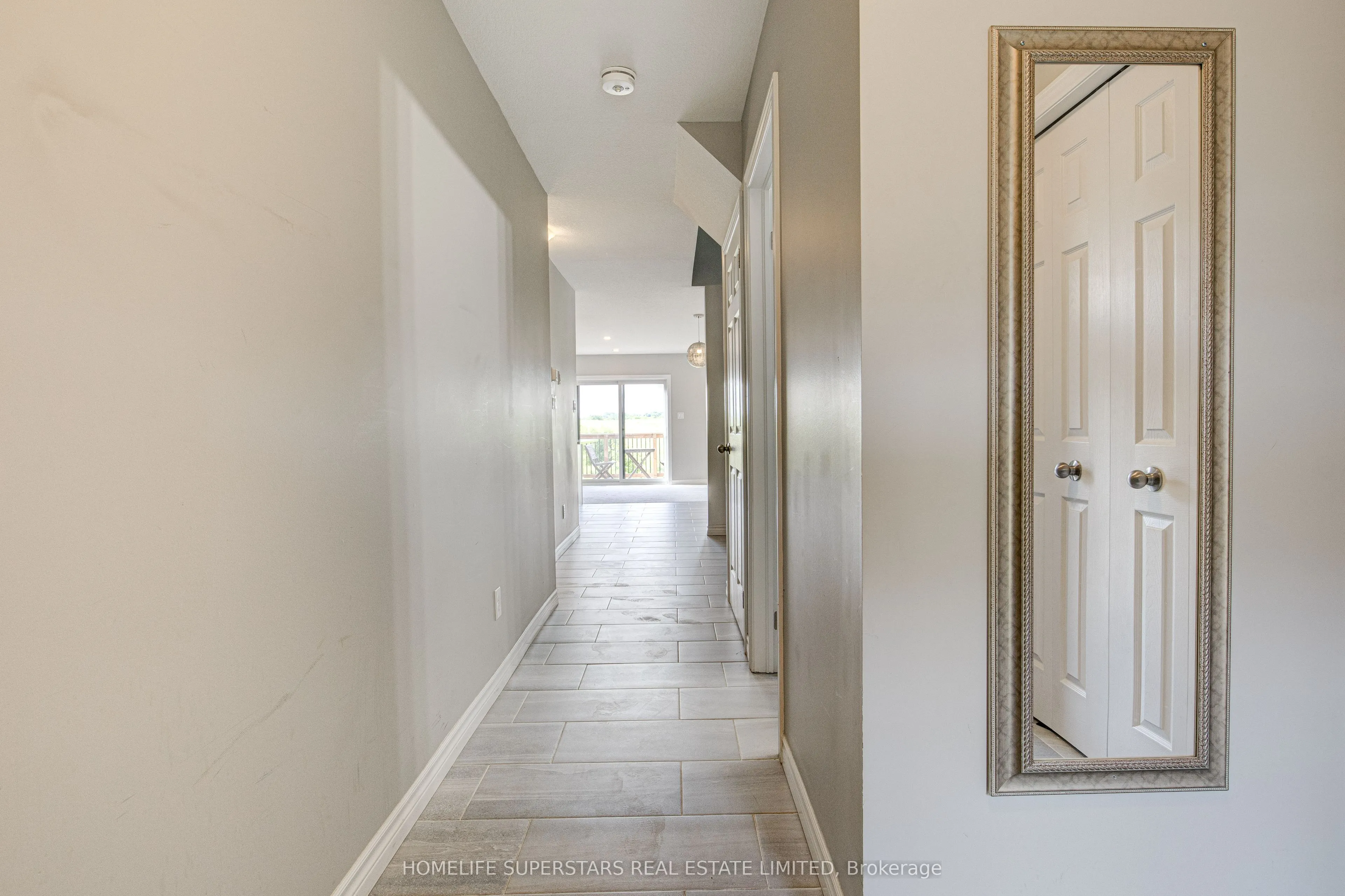 33 Woodedge Circle