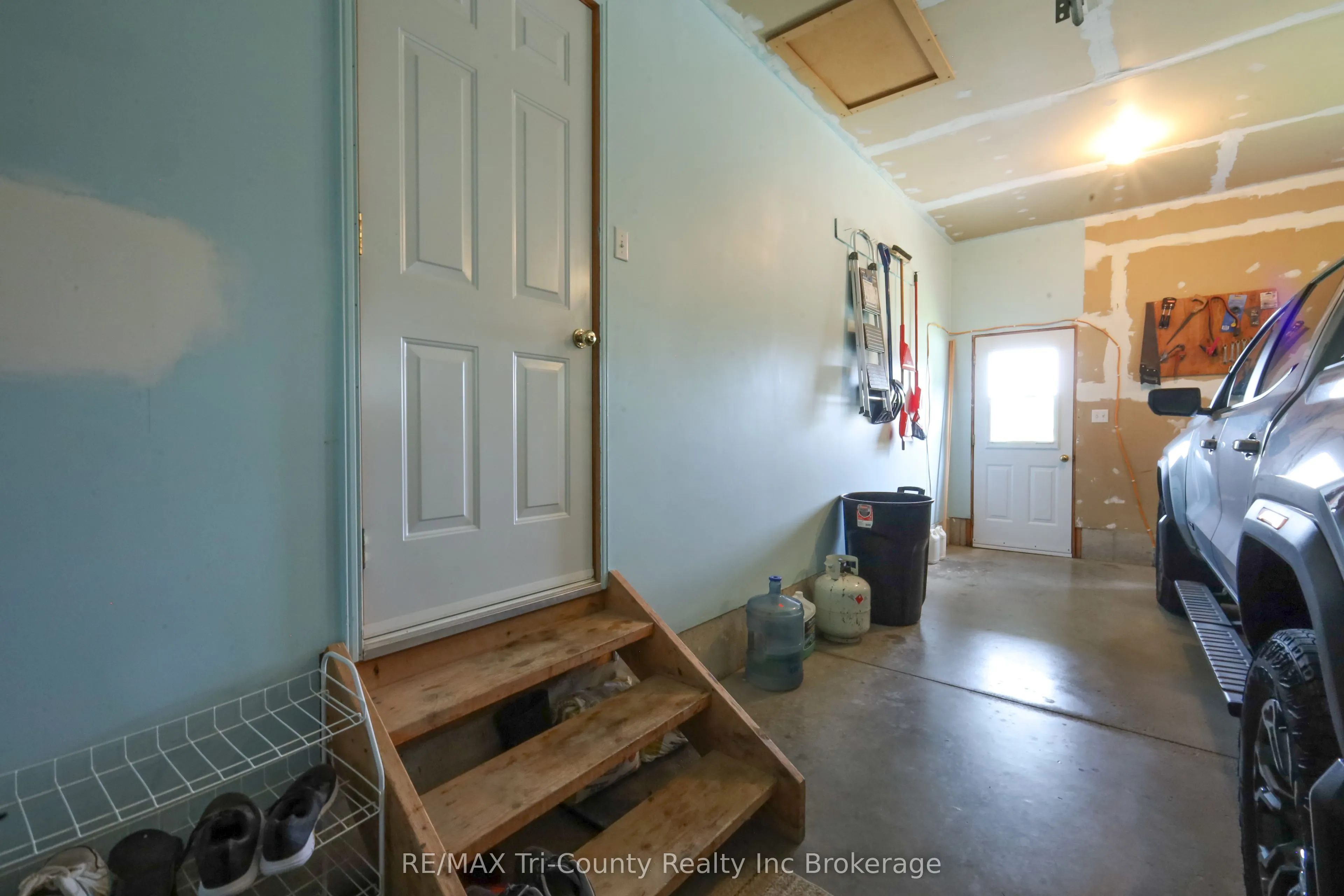 1728 1st Concession ENR Road