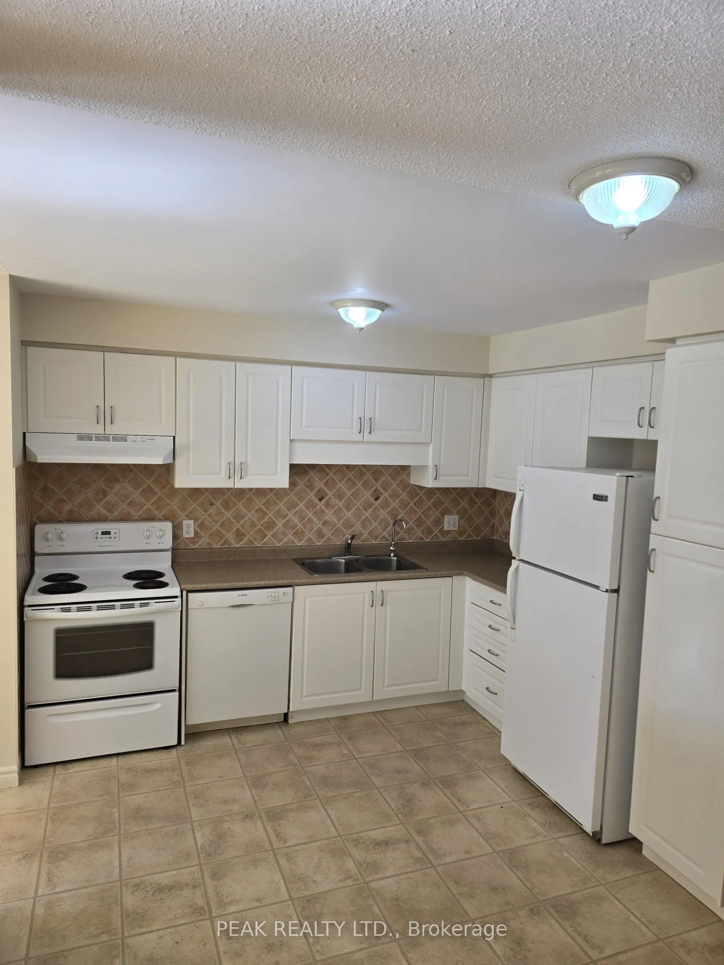 30 Vaughan Street W, #66