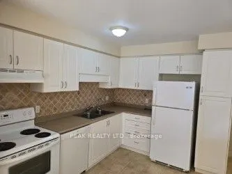 30 Vaughan Street W, #66