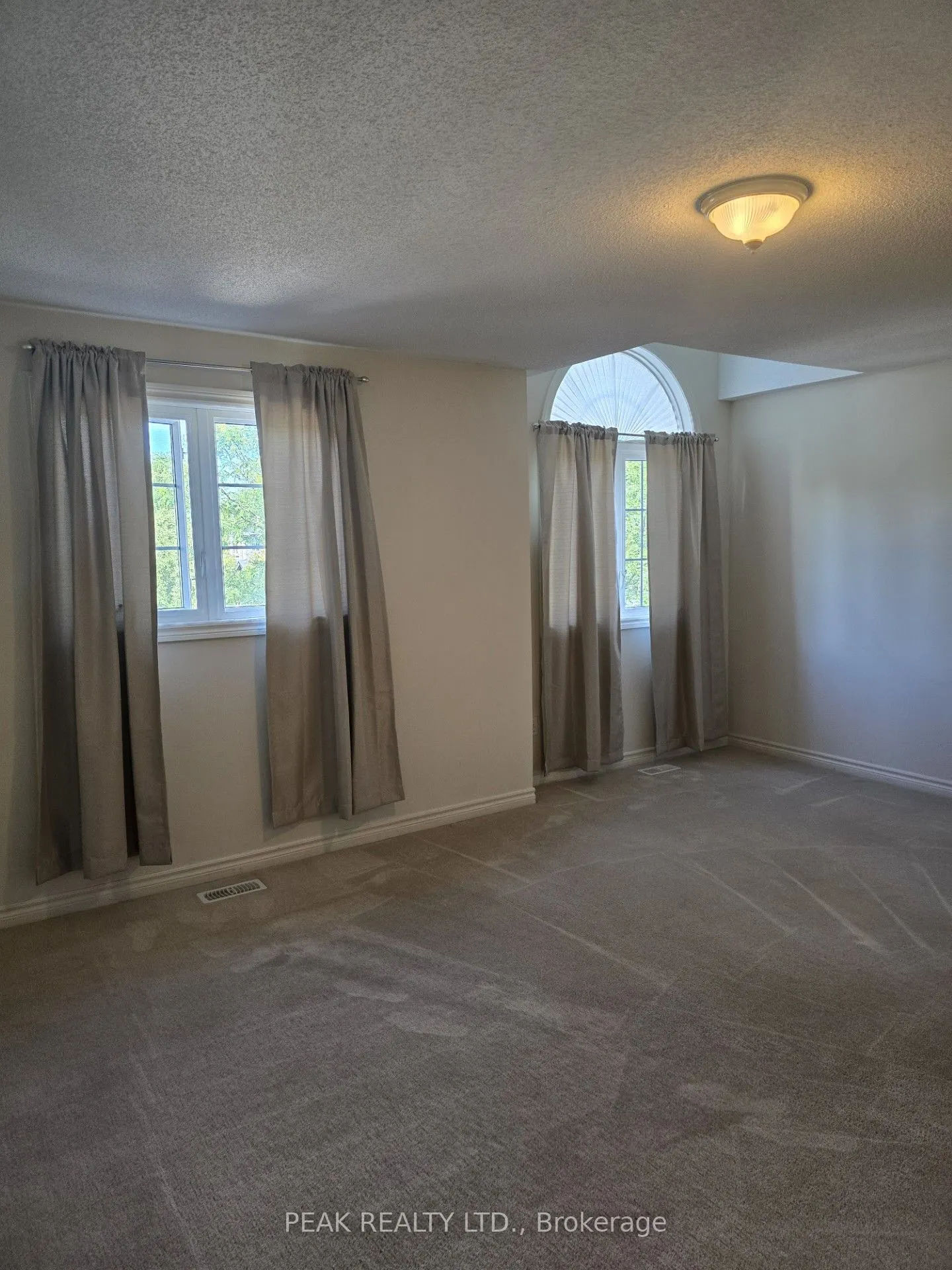 30 Vaughan Street W, #66