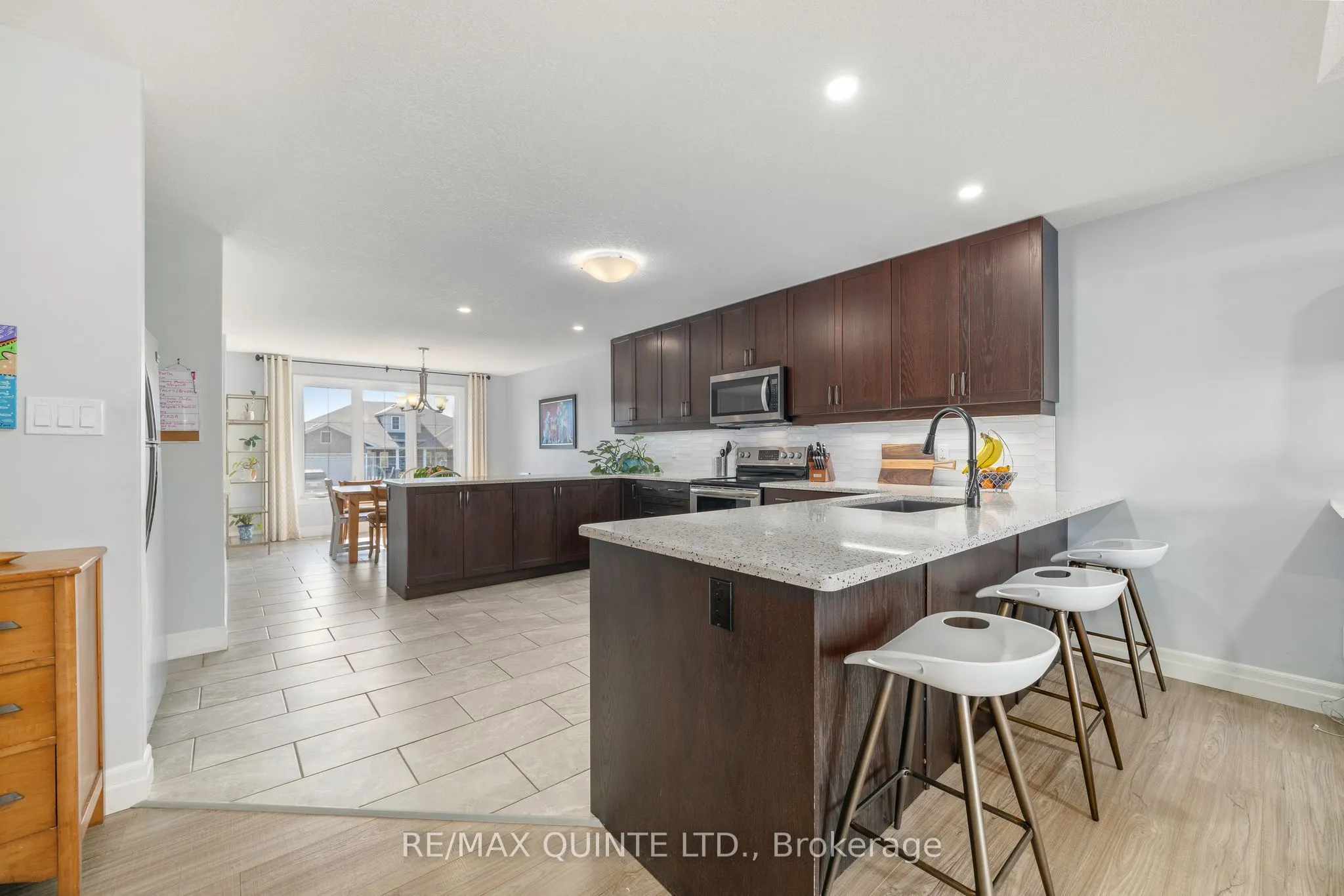 56 McIntosh Crescent