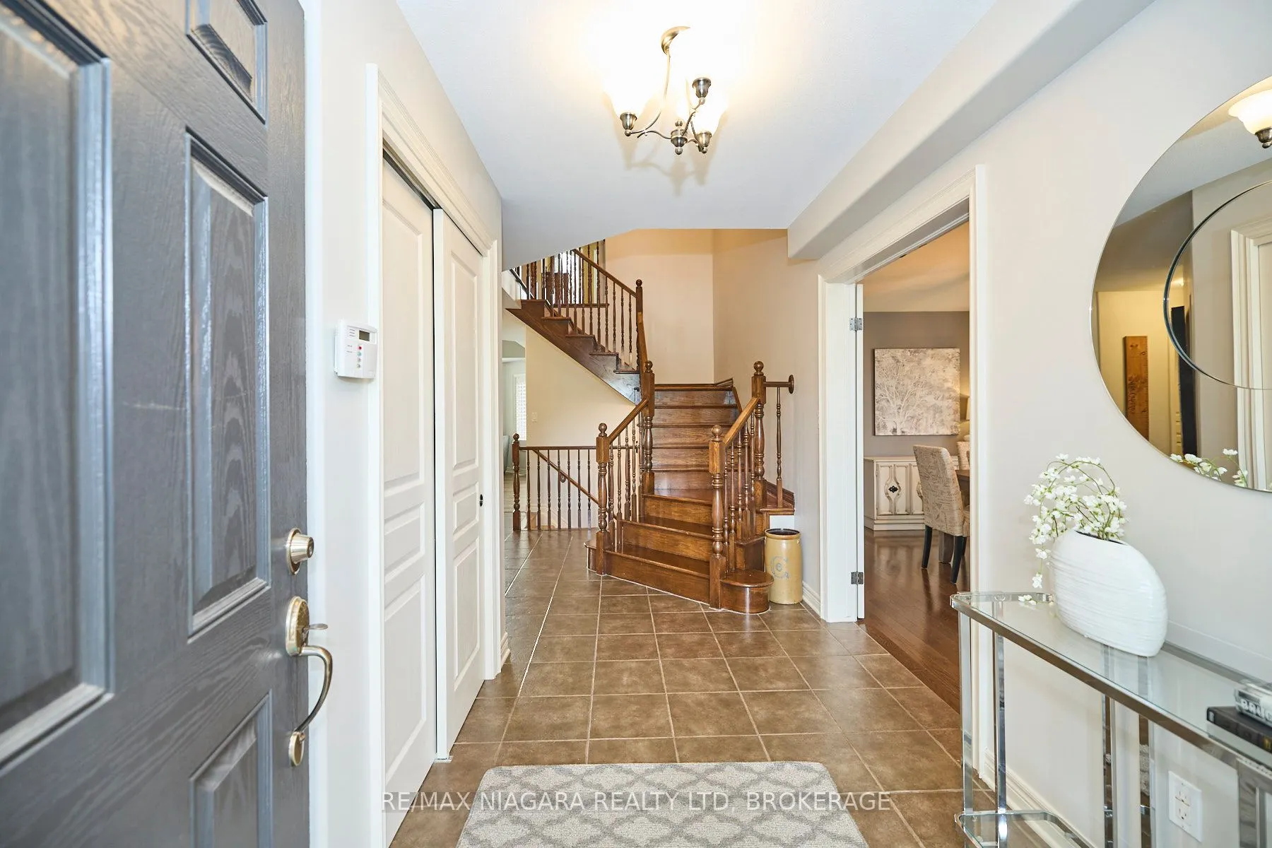 507 CARRIE Avenue