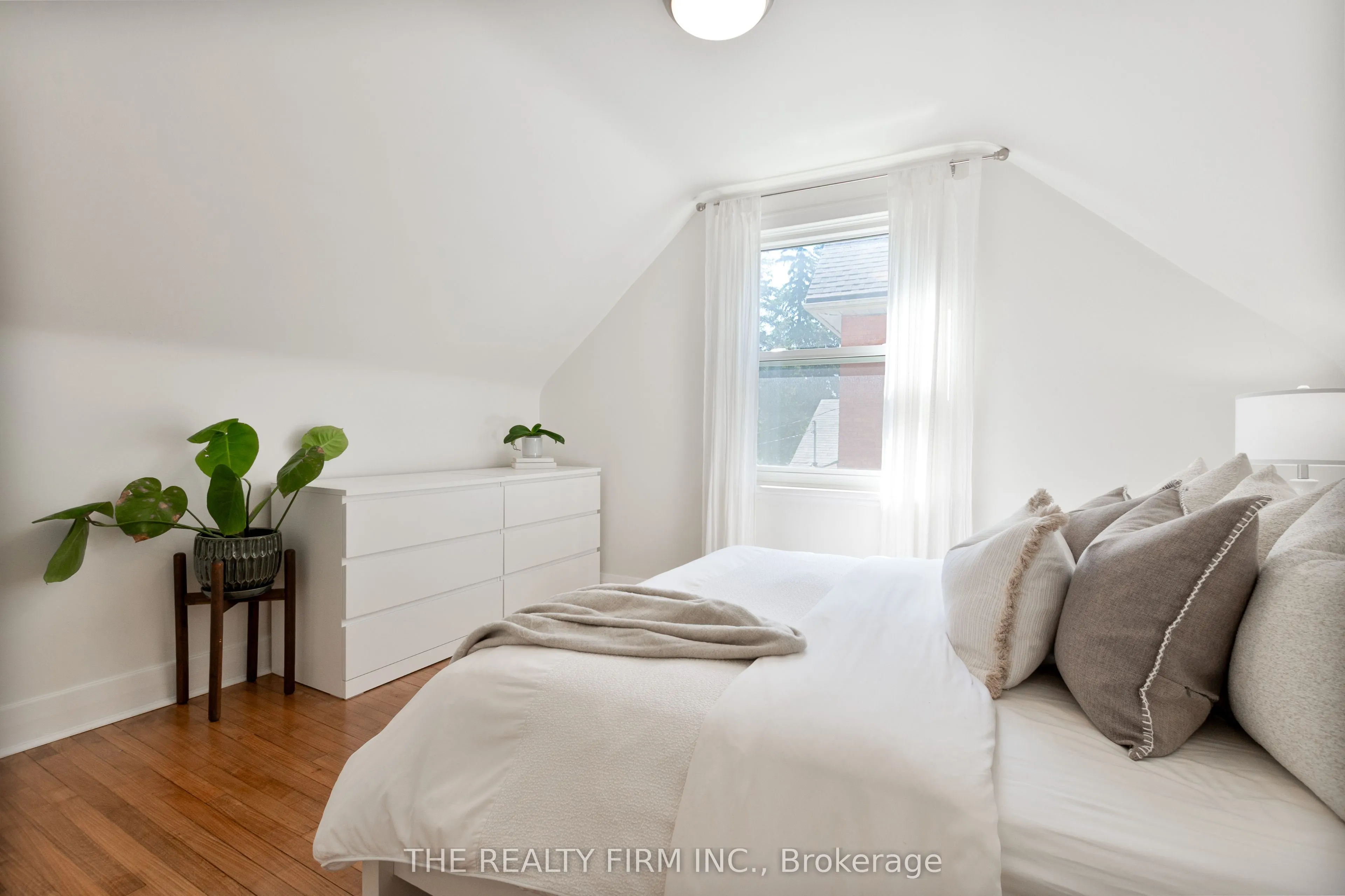 94 Montague Place