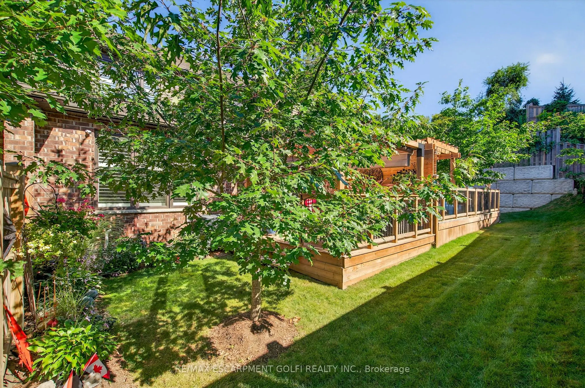 254 Gosling Gardens, #17