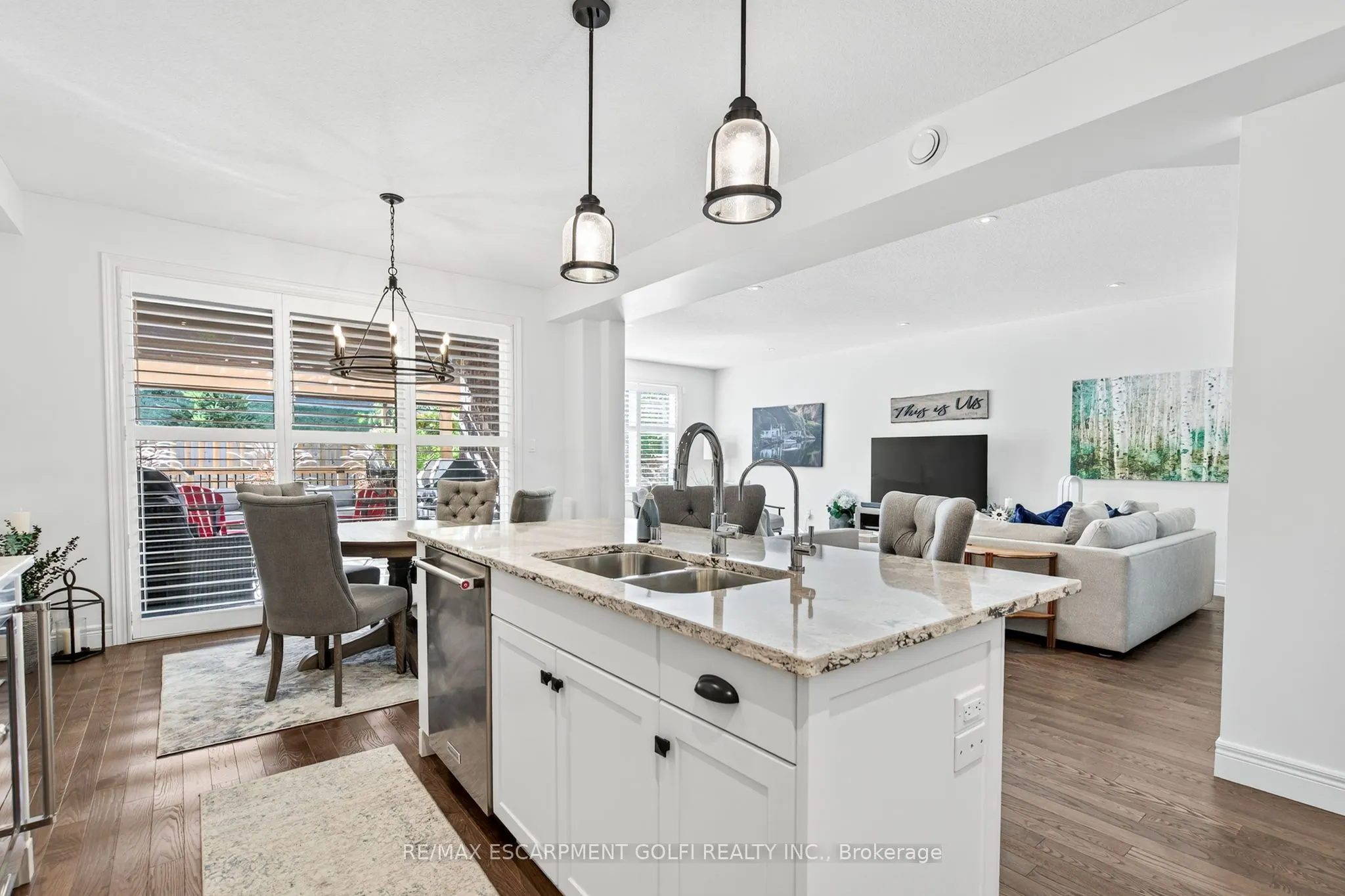254 Gosling Gardens, #17