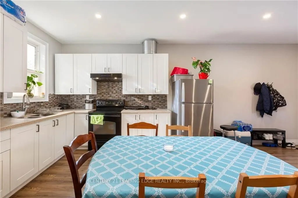 382 Cannon Street E, #A