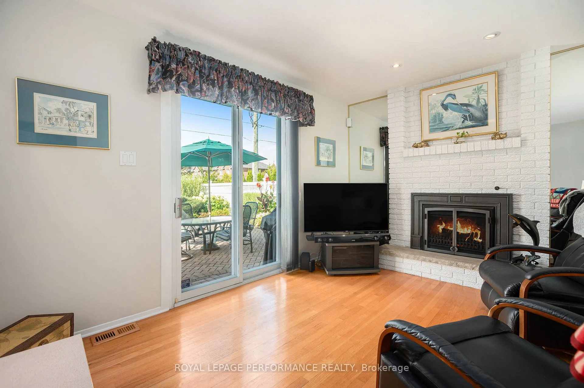 4362 Whittaker Crescent