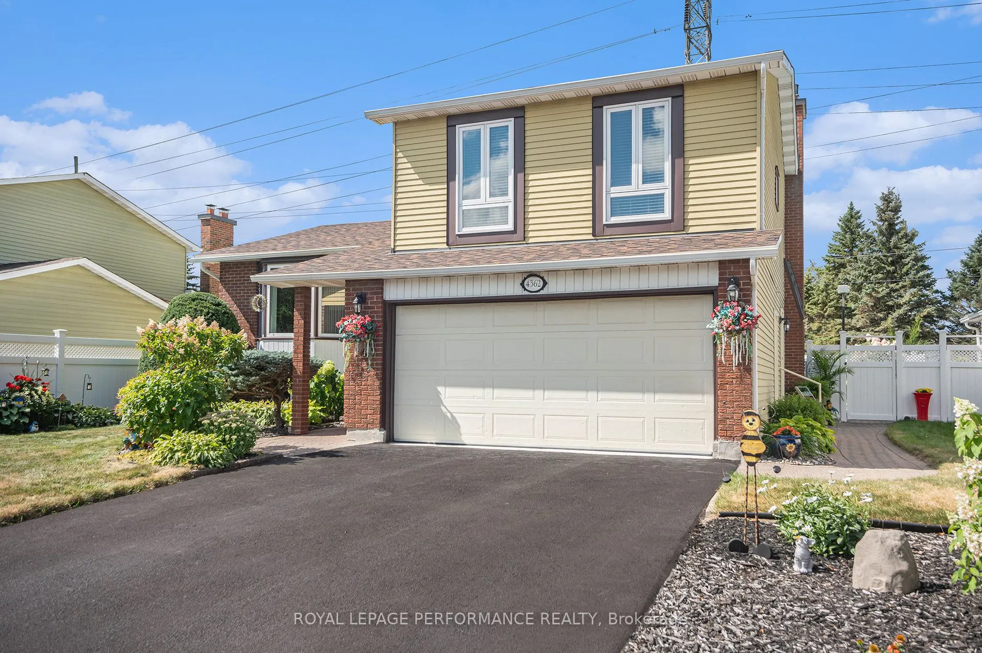 4362 Whittaker Crescent