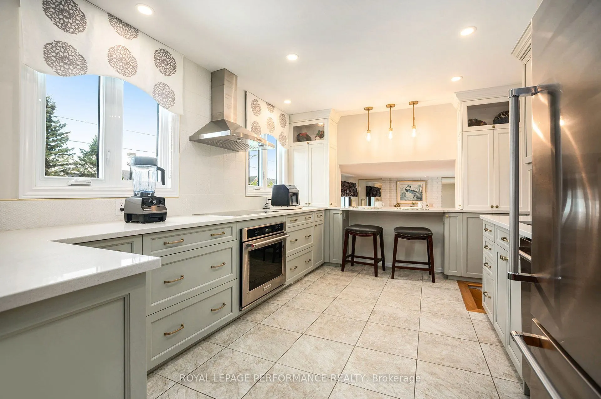 4362 Whittaker Crescent