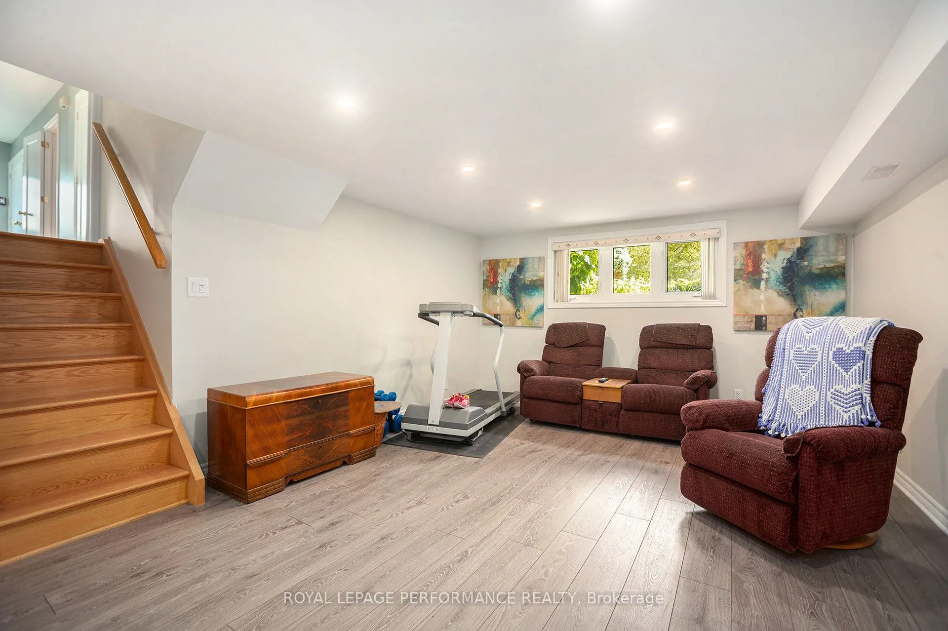 4362 Whittaker Crescent